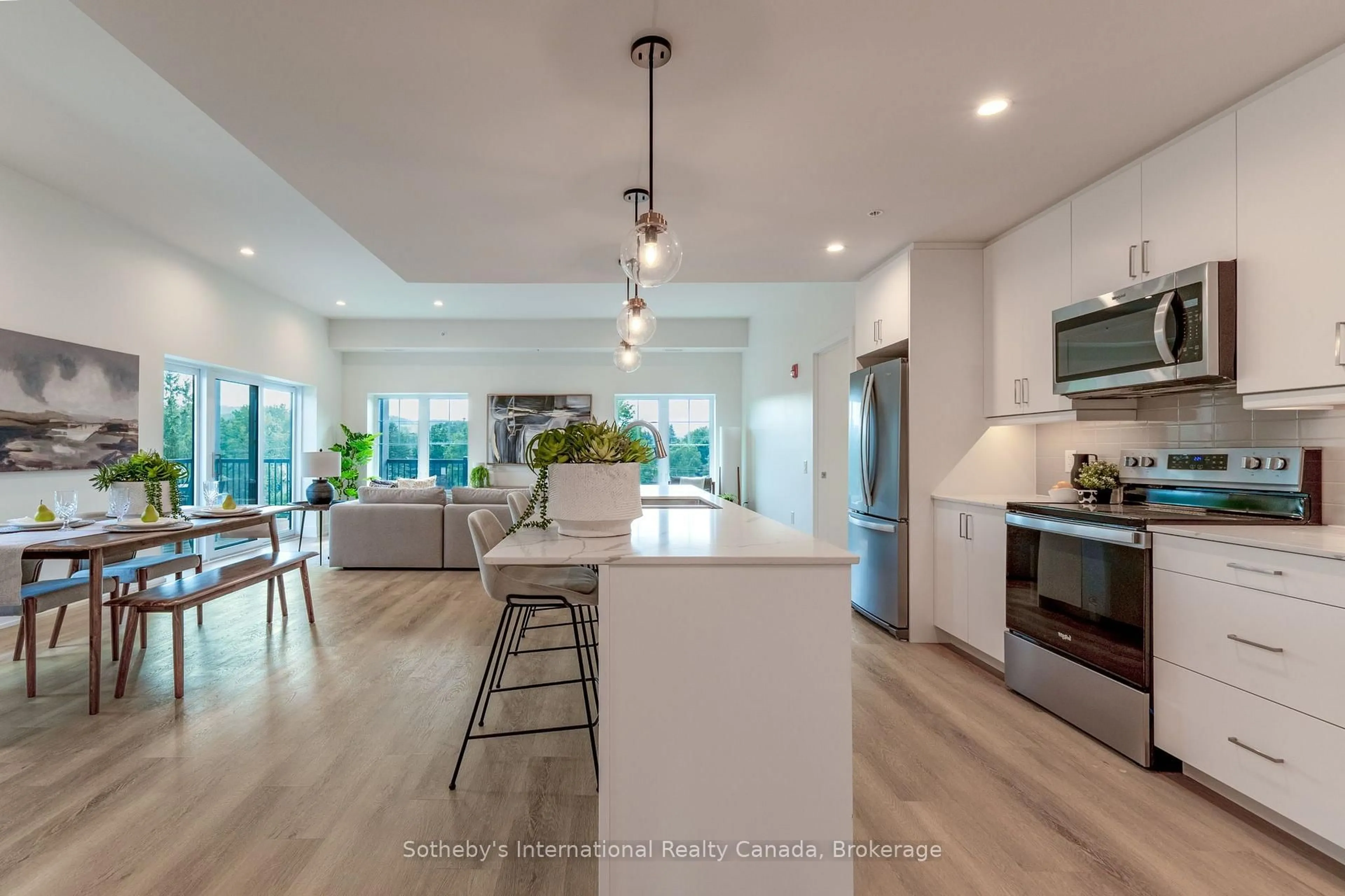Open concept kitchen, unknown for 121 Mary St St #311, Clearview Ontario L0M 1G0
