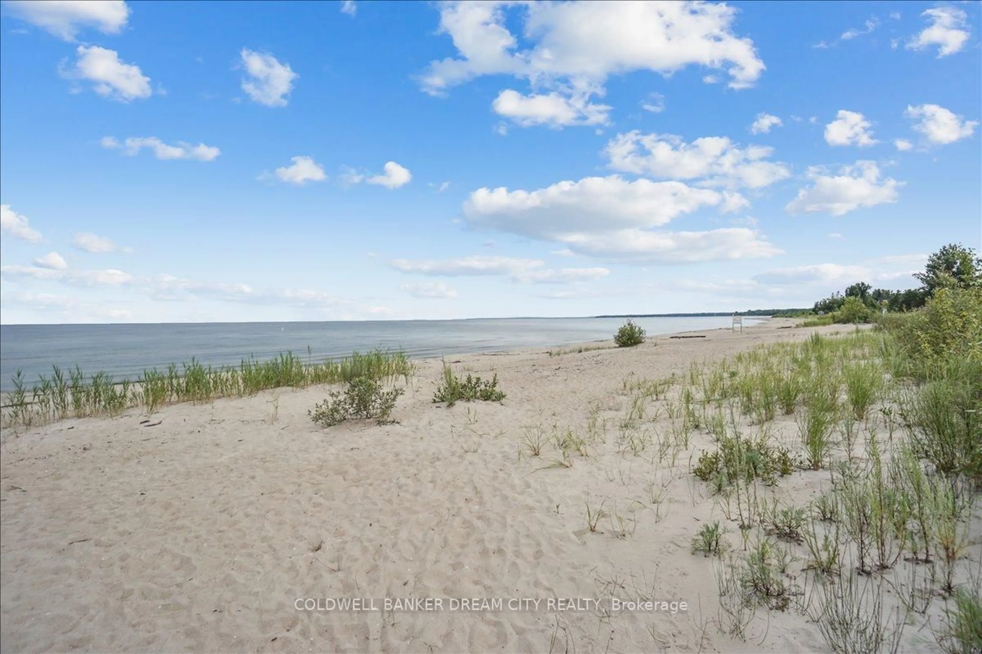 Blurry image for 764 River Rd #111, Wasaga Beach Ontario L9Z 2M7