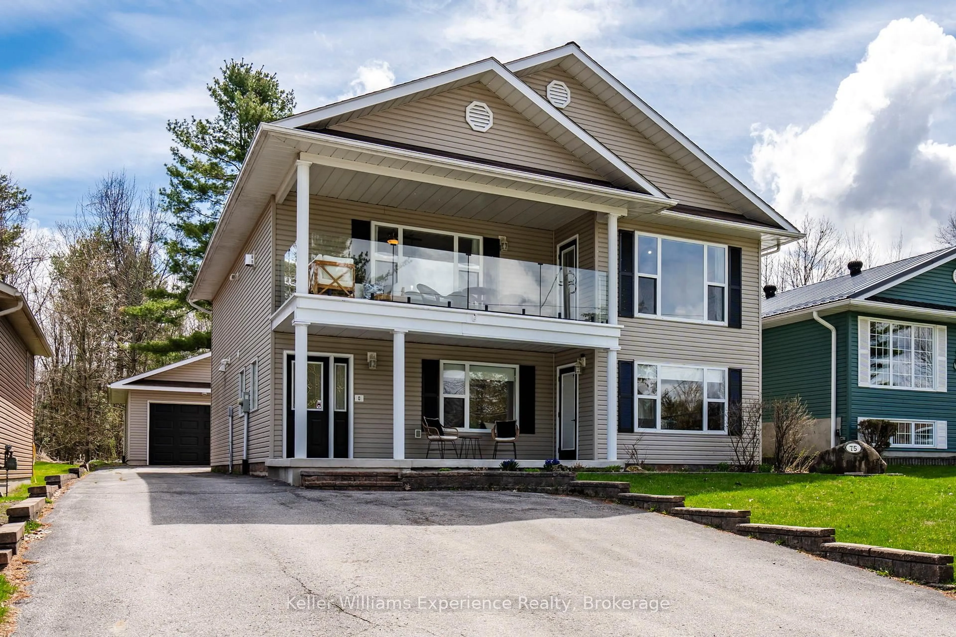 Home with vinyl exterior material, unknown for 75 Hoyt Ave, Tay Ontario L0K 2A0