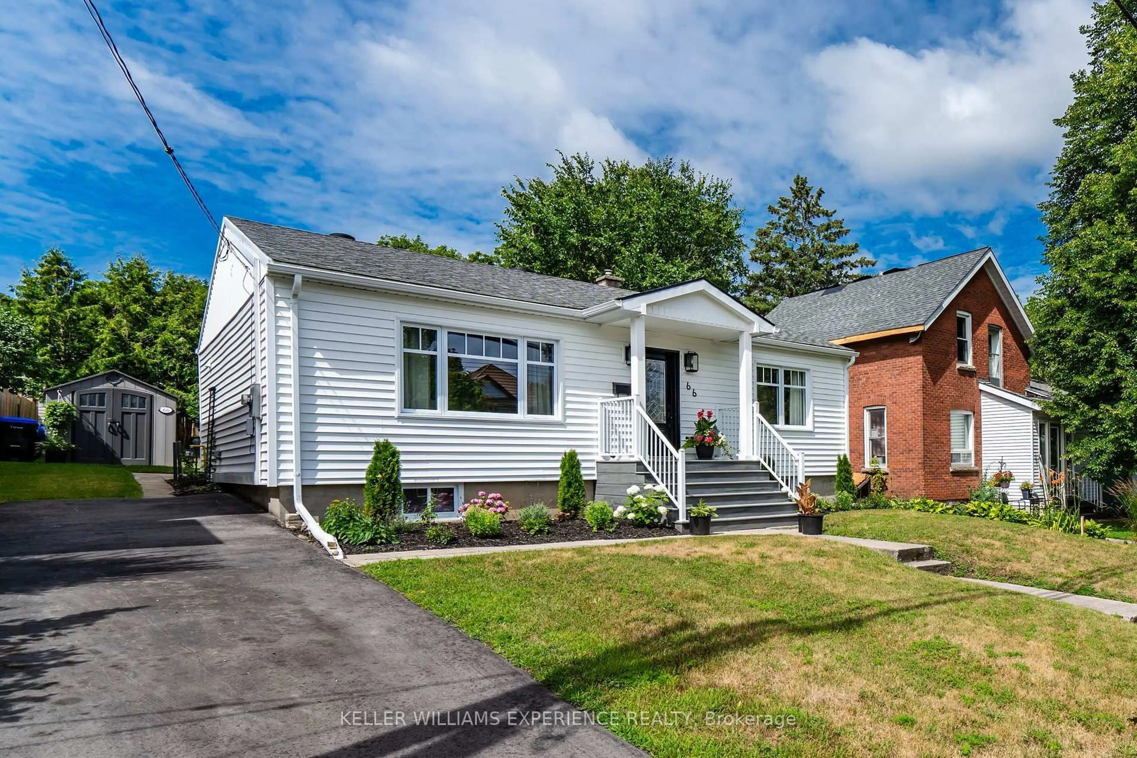 Home with vinyl exterior material, street for 66 Fifth St, Midland Ontario L4R 3V3