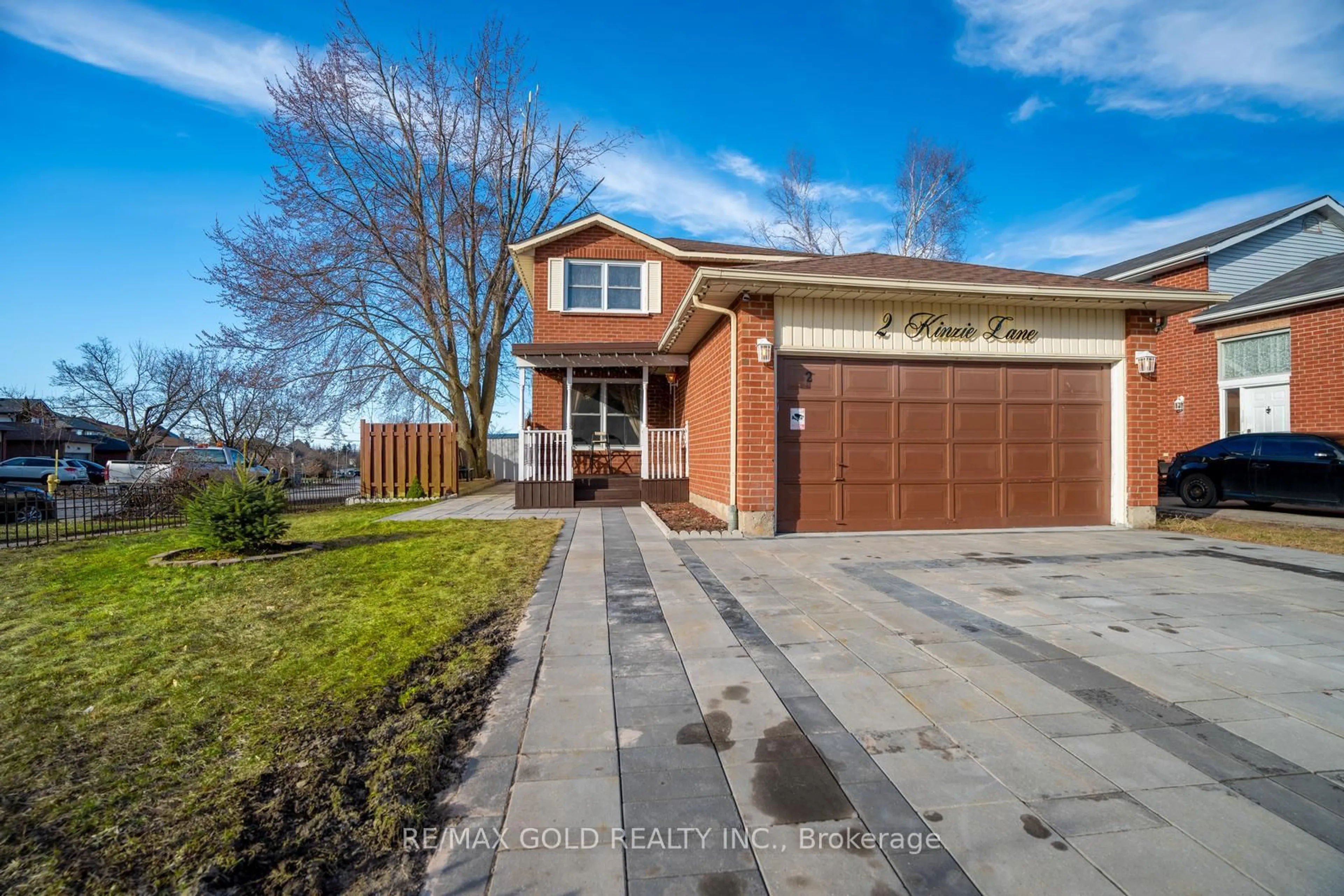 Home with brick exterior material, street for 2 Kinzie Lane, Barrie Ontario L4M 6A3