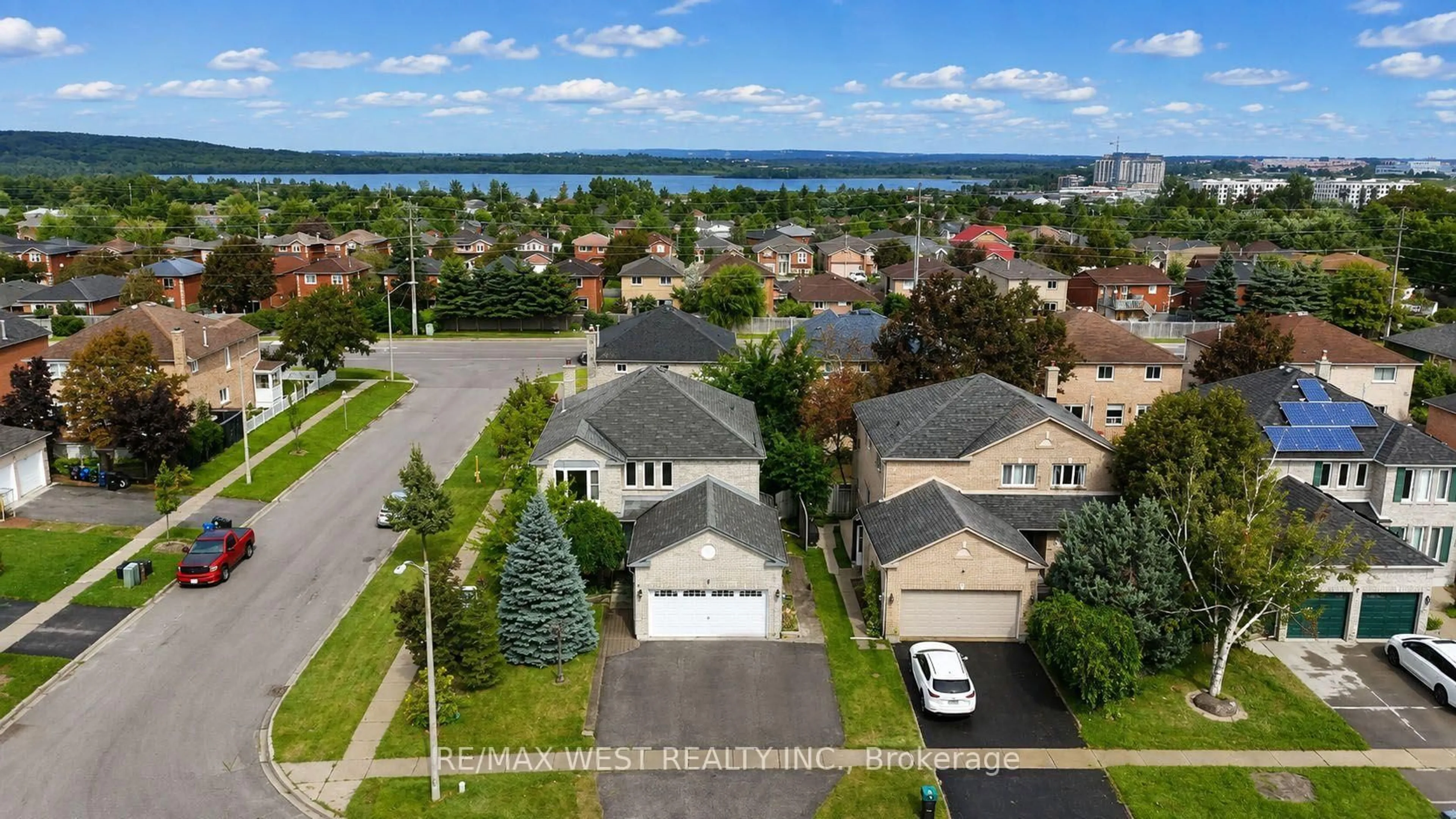 A pic from outside/outdoor area/front of a property/back of a property/a pic from drone, water/lake/river/ocean view for 1 Cardinal St, Barrie Ontario L4M 6C8