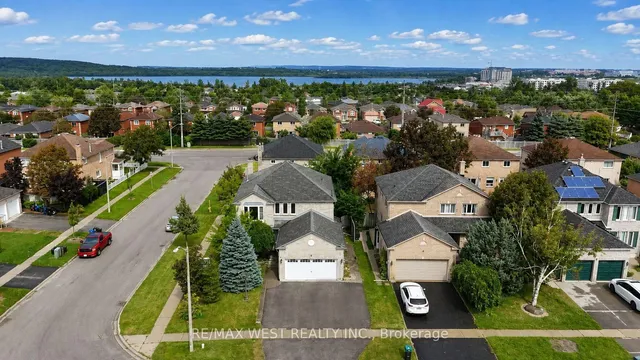 1 Cardinal St, Barrie 2