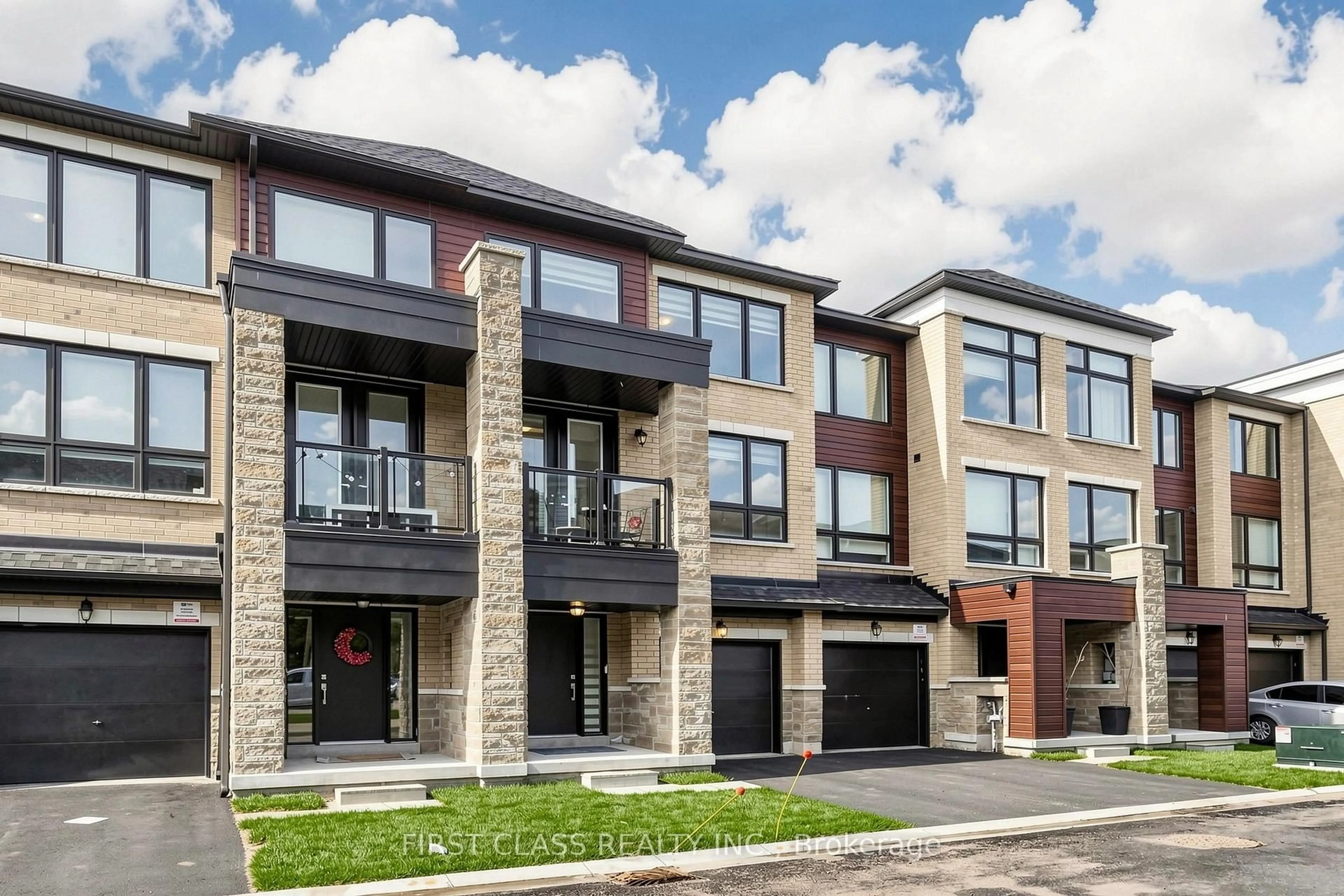 Home with brick exterior material, street for 55 Red Maple Lane, Barrie Ontario L9J 0N8