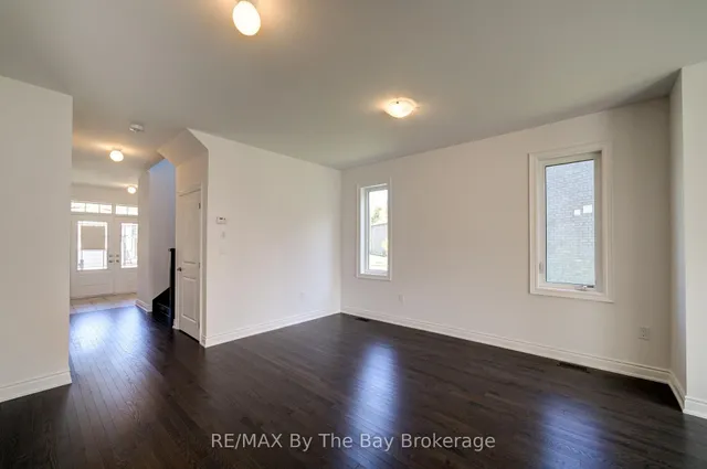 25 Amber Dr, Wasaga Beach 4