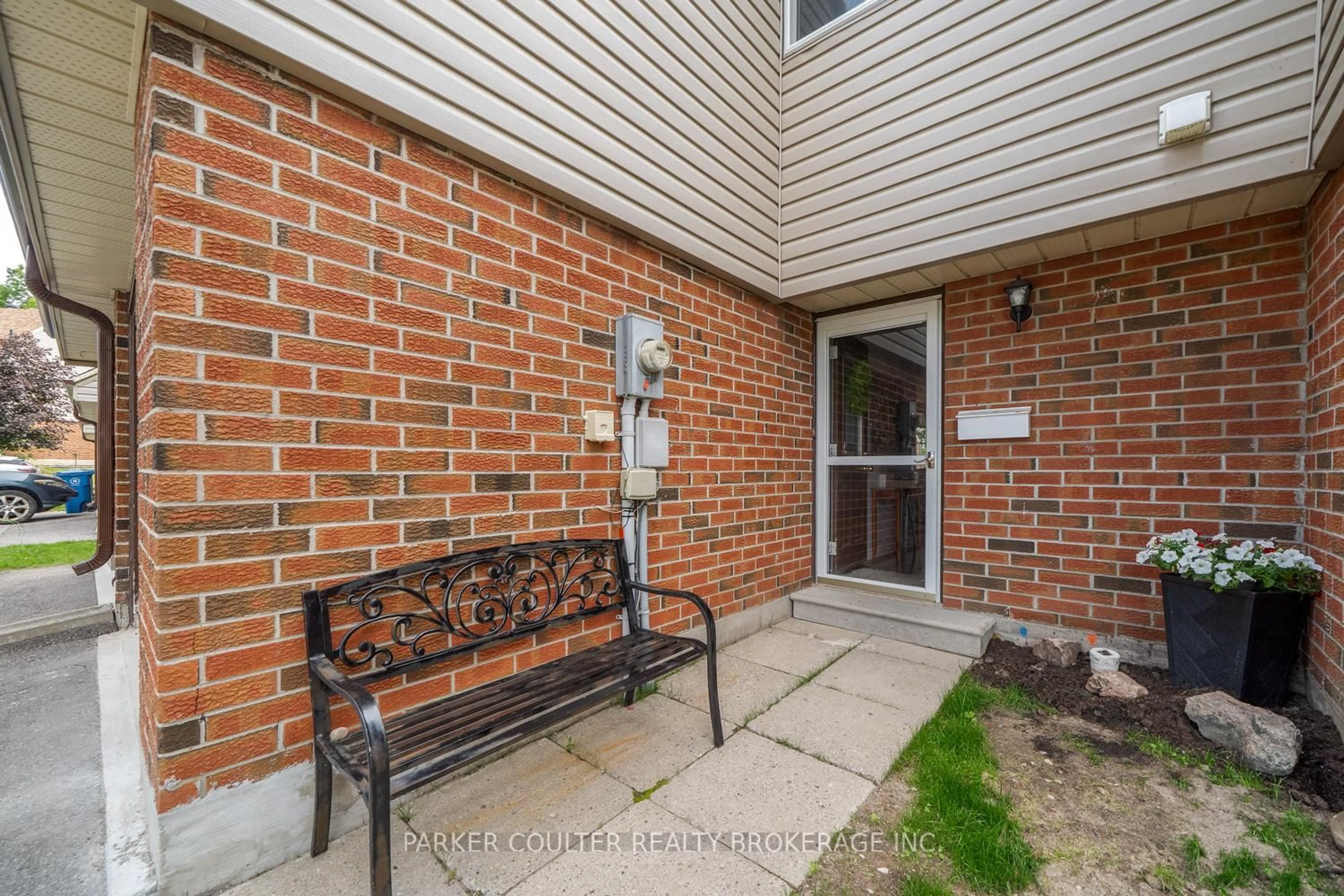 Unknown for 441 Barrie Rd #16, Orillia Ontario L3V 6T9