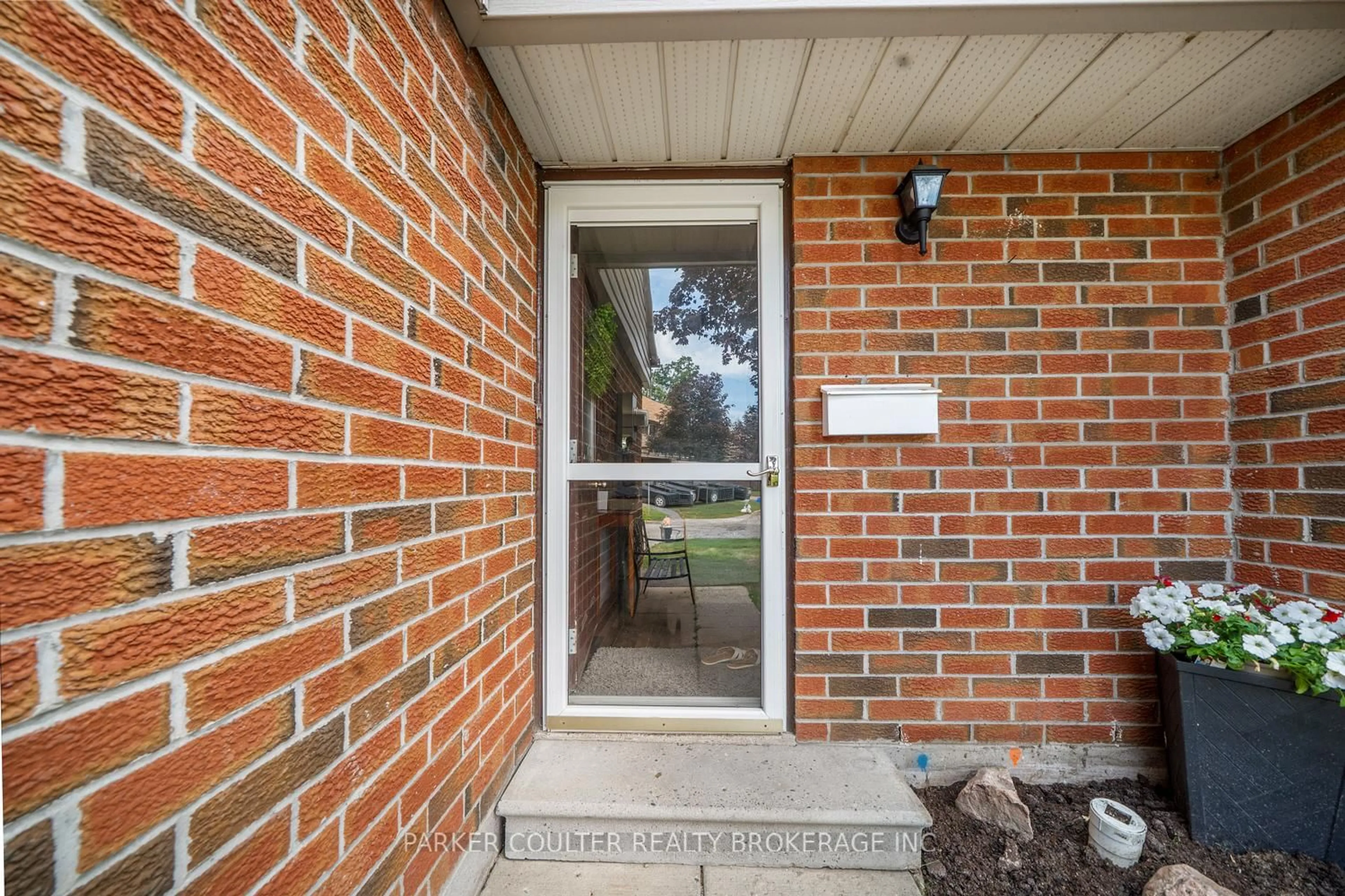 Home with brick exterior material, street for 441 Barrie Rd #16, Orillia Ontario L3V 6T9