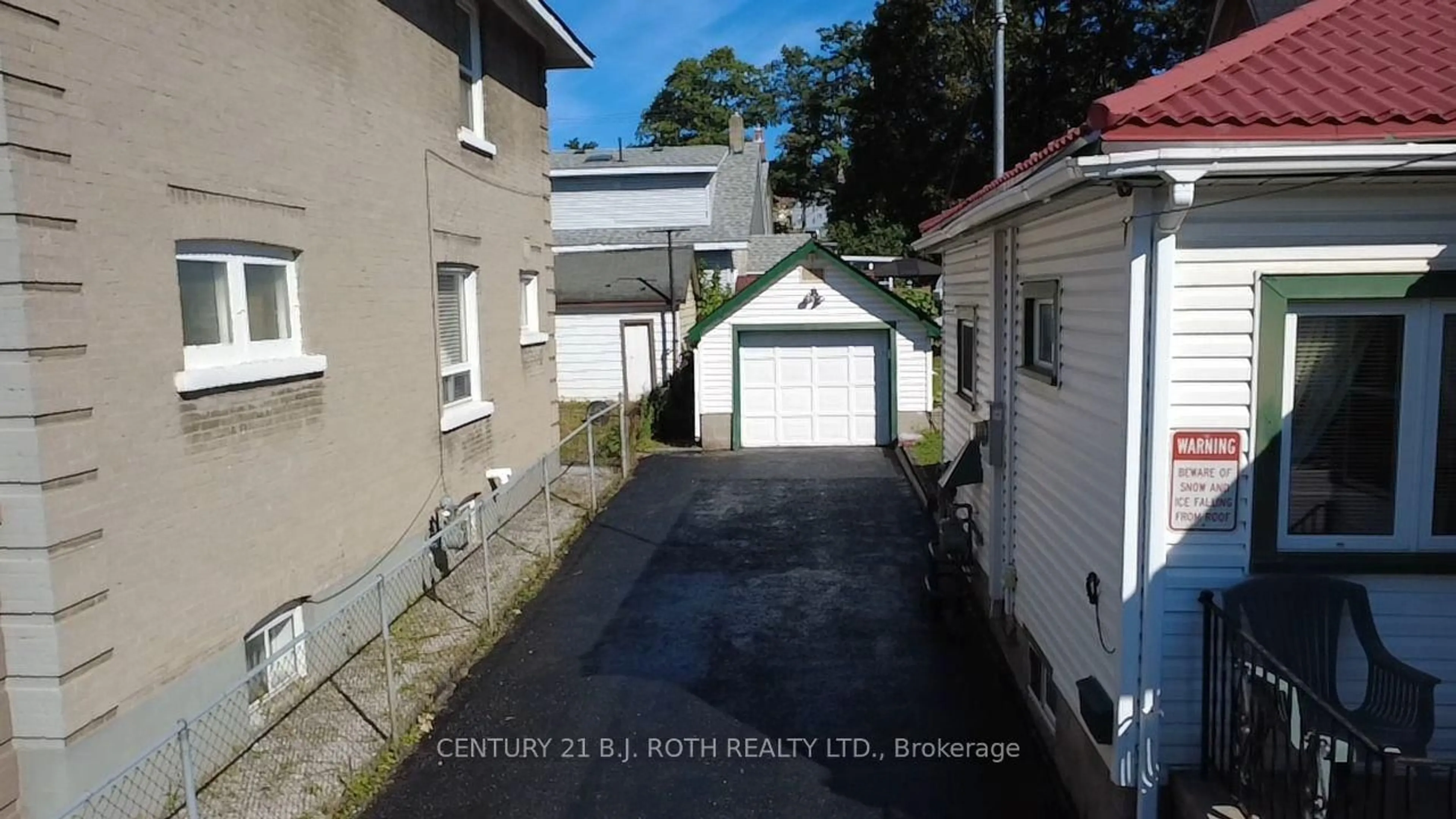 Unknown for 124 MARY St, Orillia Ontario L3V 3E2
