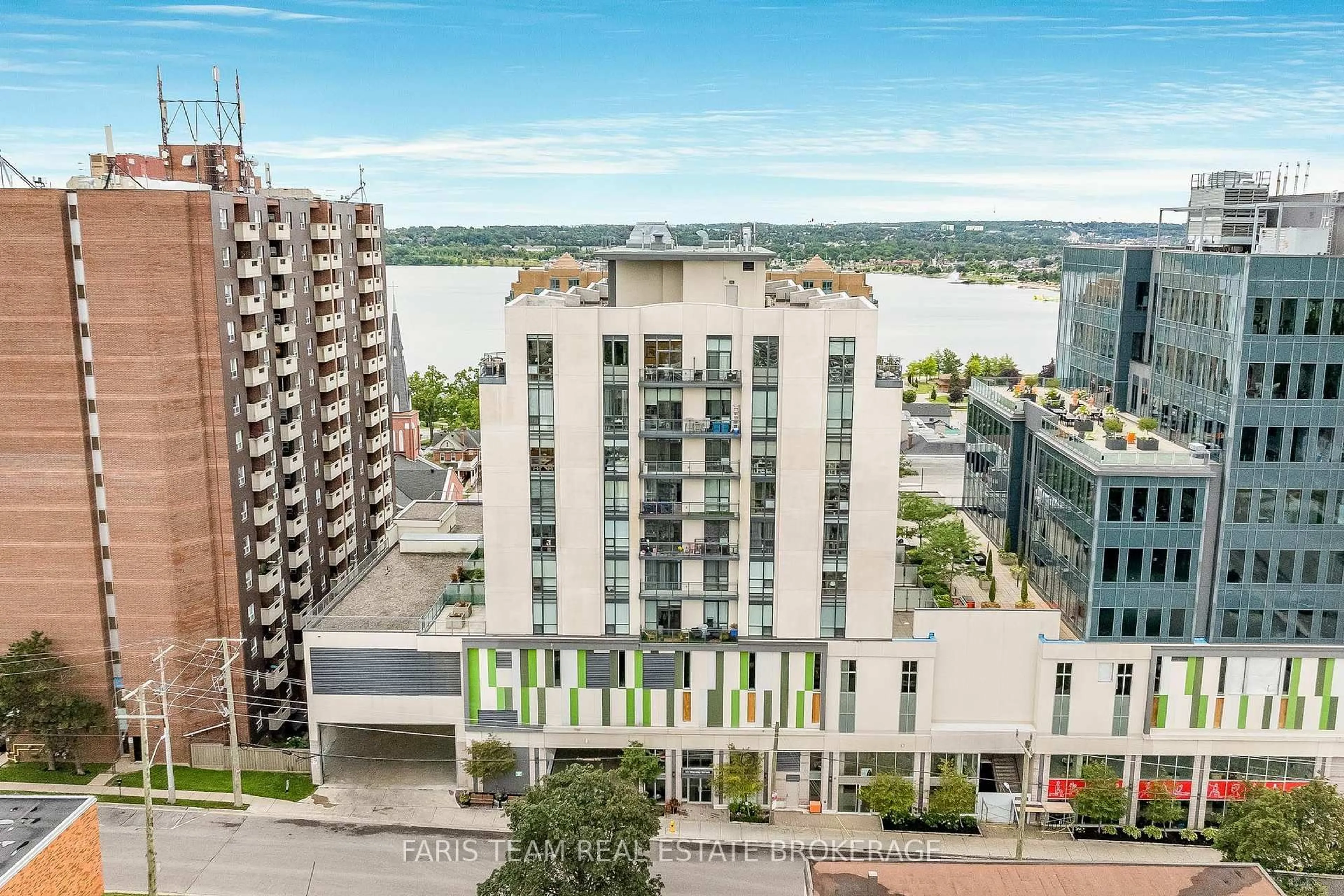 A pic from outside/outdoor area/front of a property/back of a property/a pic from drone, city buildings view from balcony for 111 Worsley St #PH7, Barrie Ontario L4M 5R5