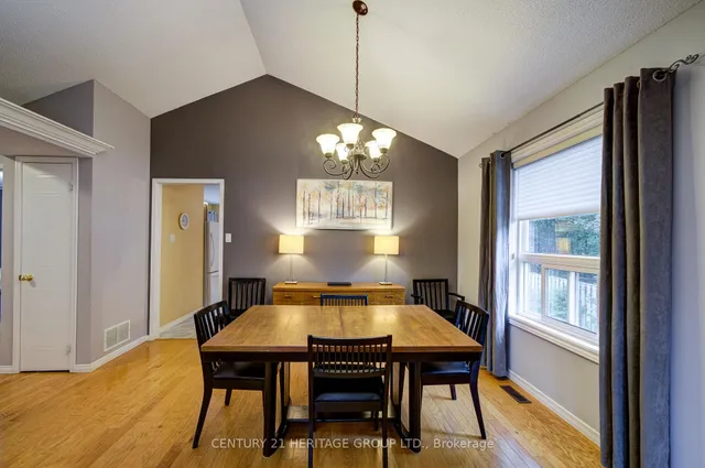 68 Dyer Dr, Wasaga Beach 5