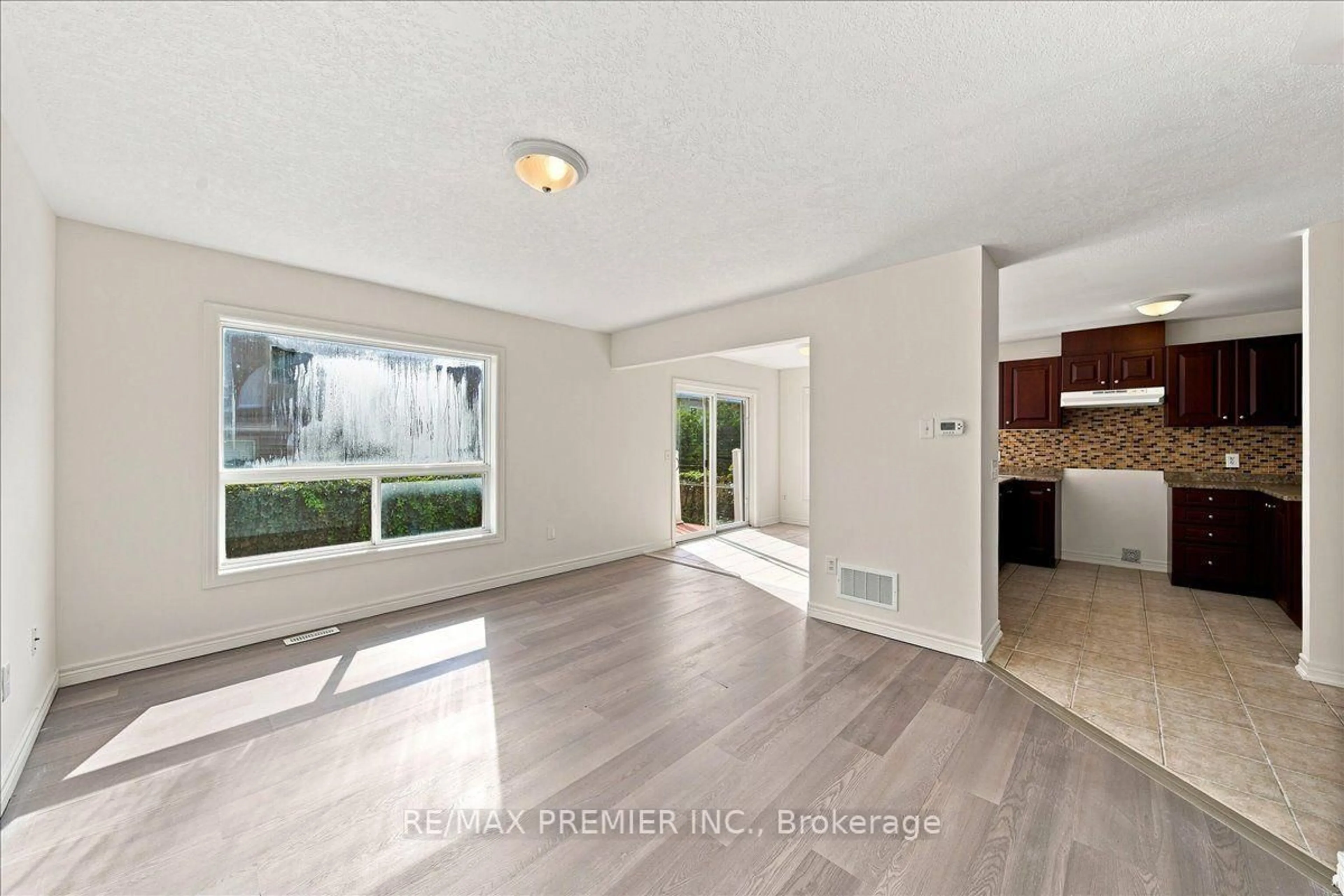 A pic of a room for 800 West Ridge Blvd #125, Orillia Ontario L3V 0A1