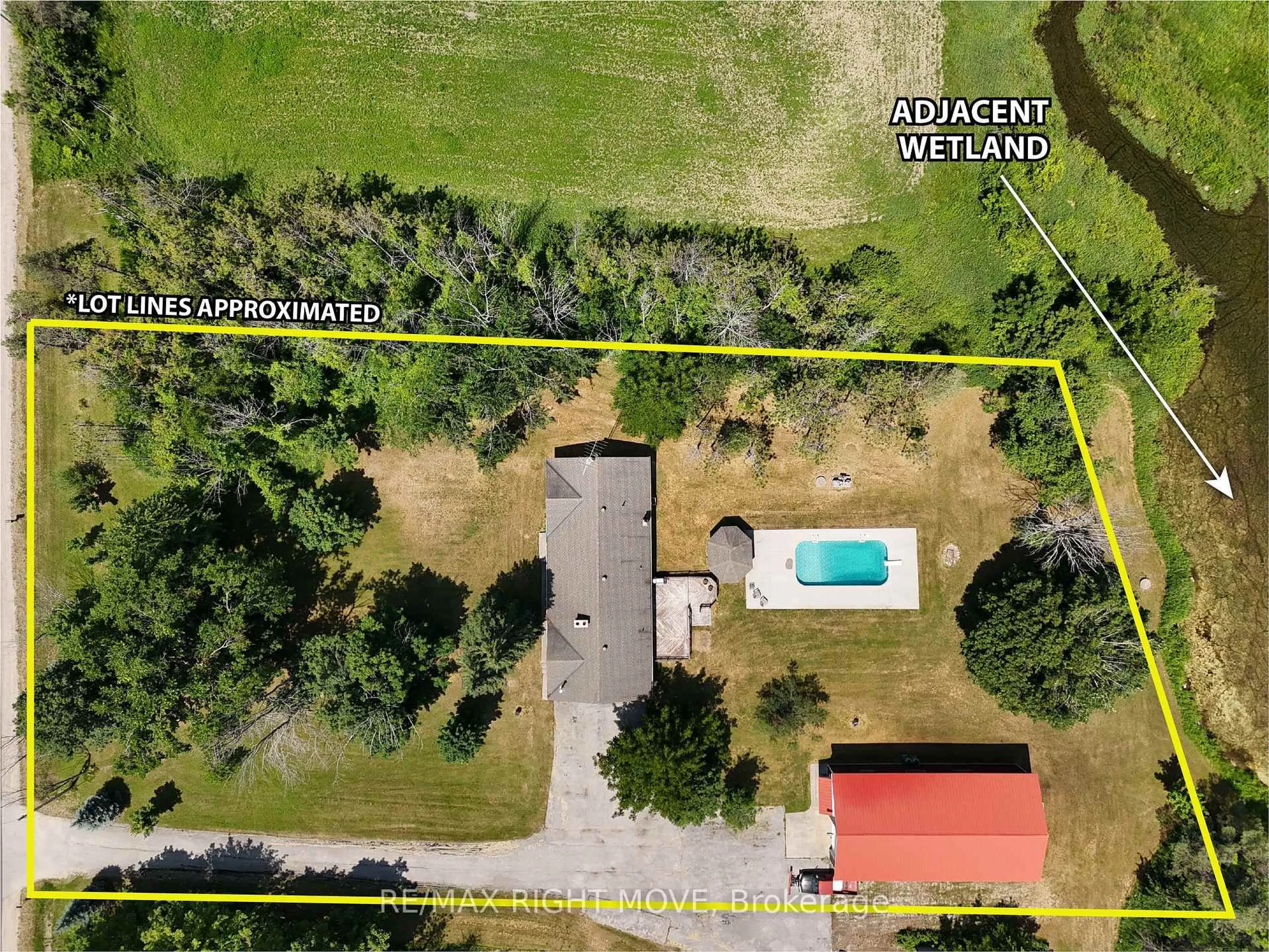 A pic from outside/outdoor area/front of a property/back of a property/a pic from drone, unknown for 114 11th Line, Oro-Medonte Ontario L0L 1T0