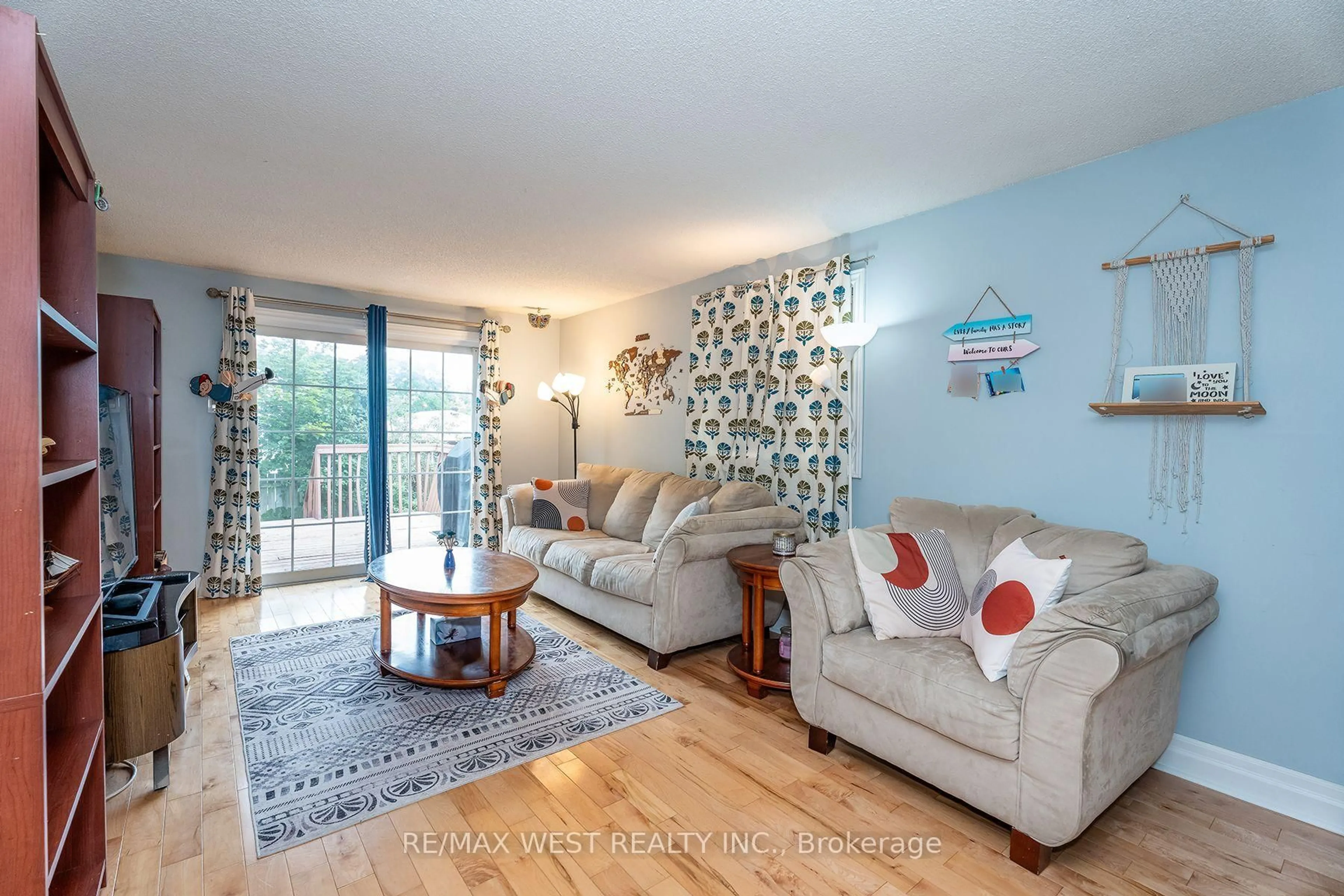 Living room with furniture, unknown for 369 Galloway Blvd, Midland Ontario L4R 5C1