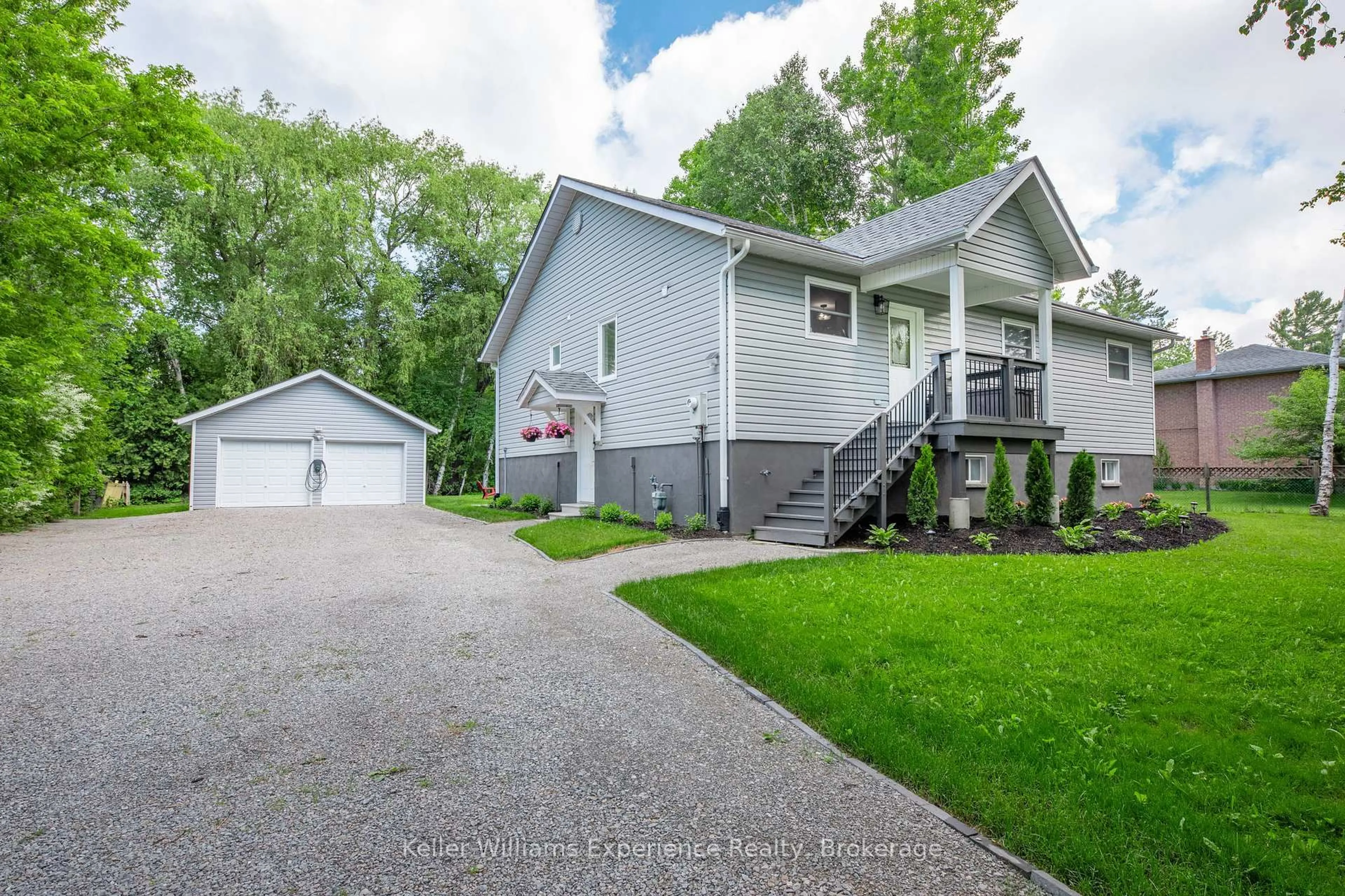 Home with vinyl exterior material, street for 66 Albion Lane, Tiny Ontario L9M 1R3