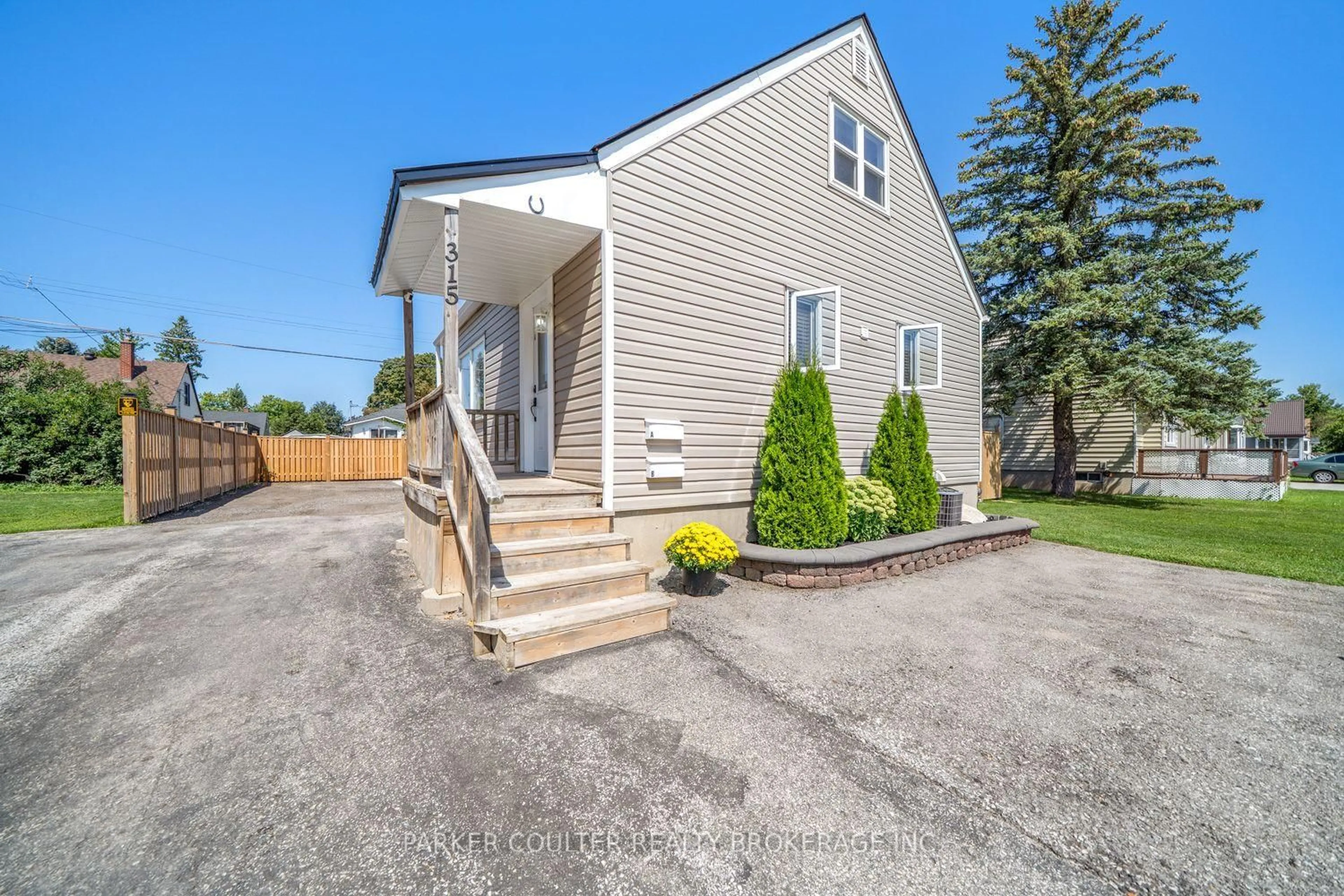 Unknown for 315 Oxford St, Orillia Ontario L3V 1H8