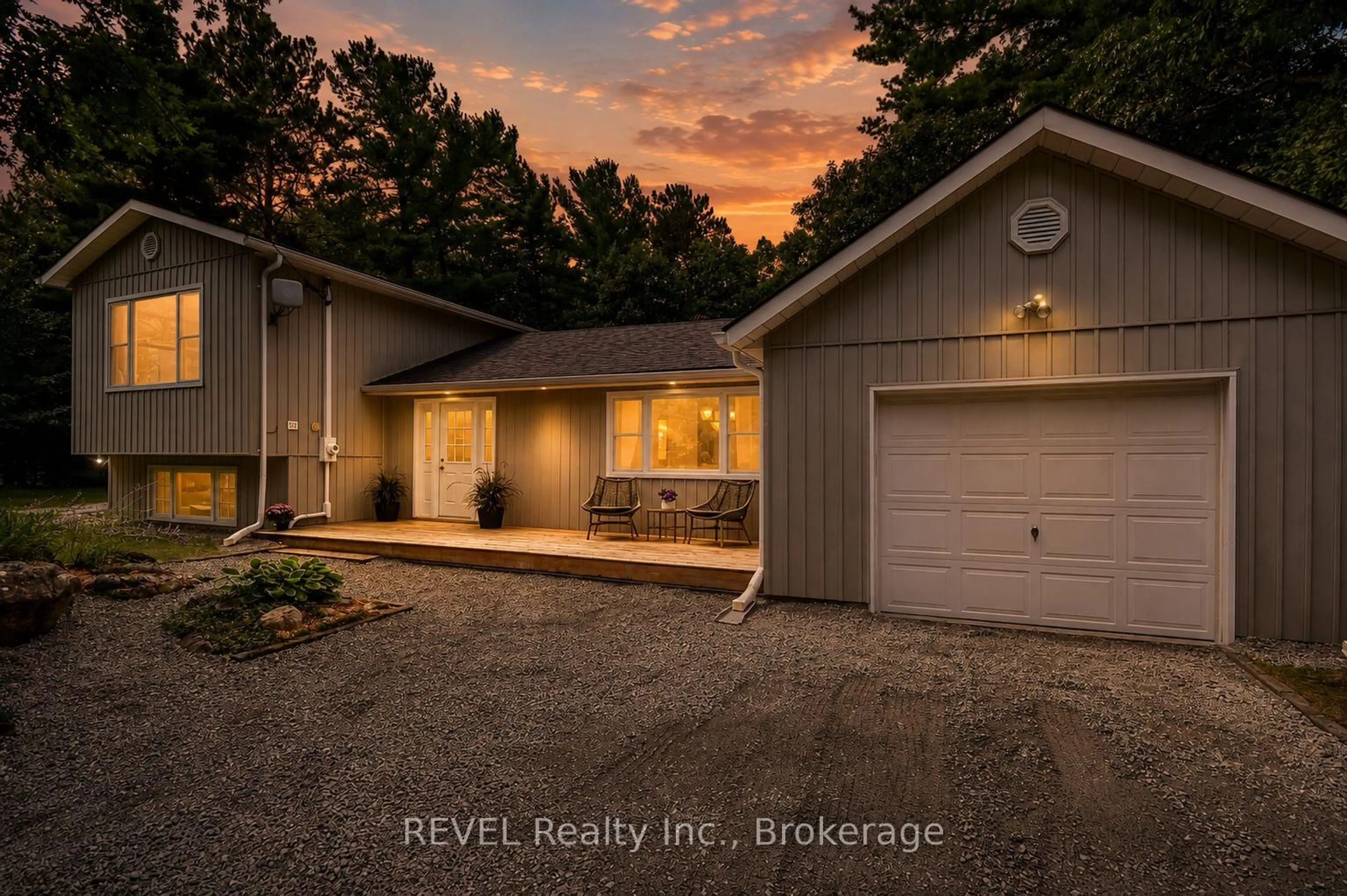 A pic from outside/outdoor area/front of a property/back of a property/a pic from drone, water/lake/river/ocean view for 34 Trout Lane, Tiny Ontario L9M 0J1