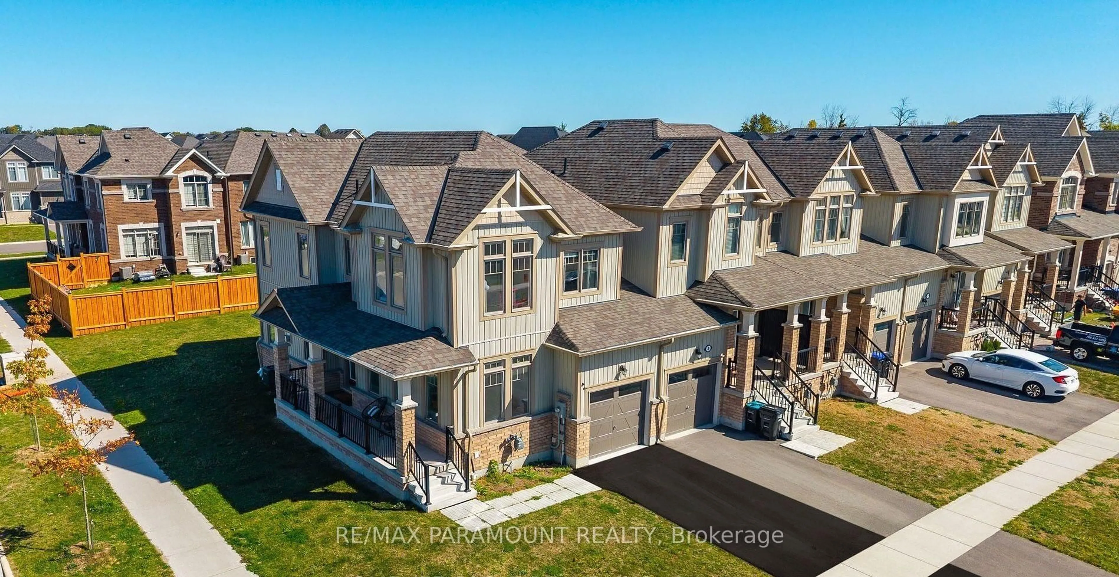 A pic from outside/outdoor area/front of a property/back of a property/a pic from drone, street for 58 Tracey Lane, Collingwood Ontario L9Y 3V2