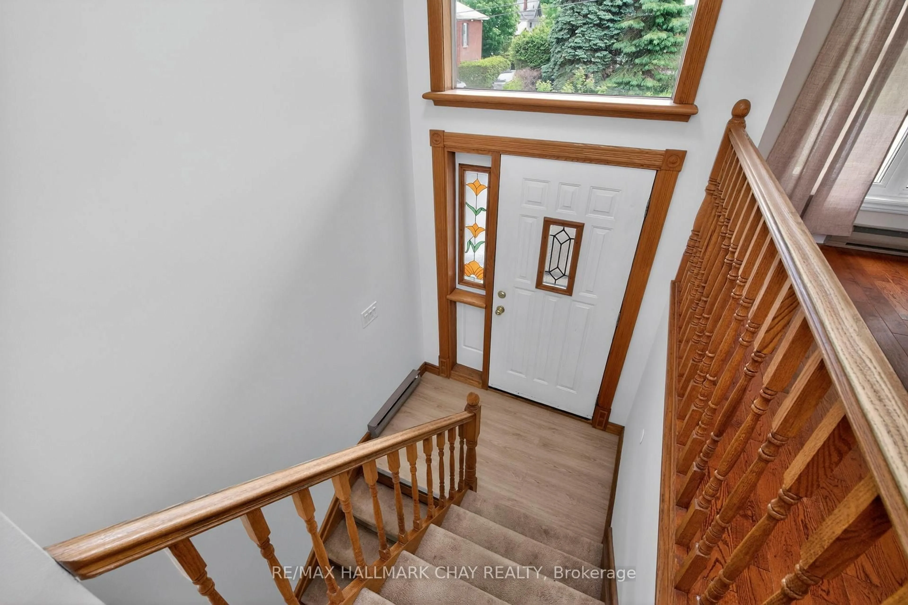 Unknown for 716 Dominion Ave, Midland Ontario L4R 1S6