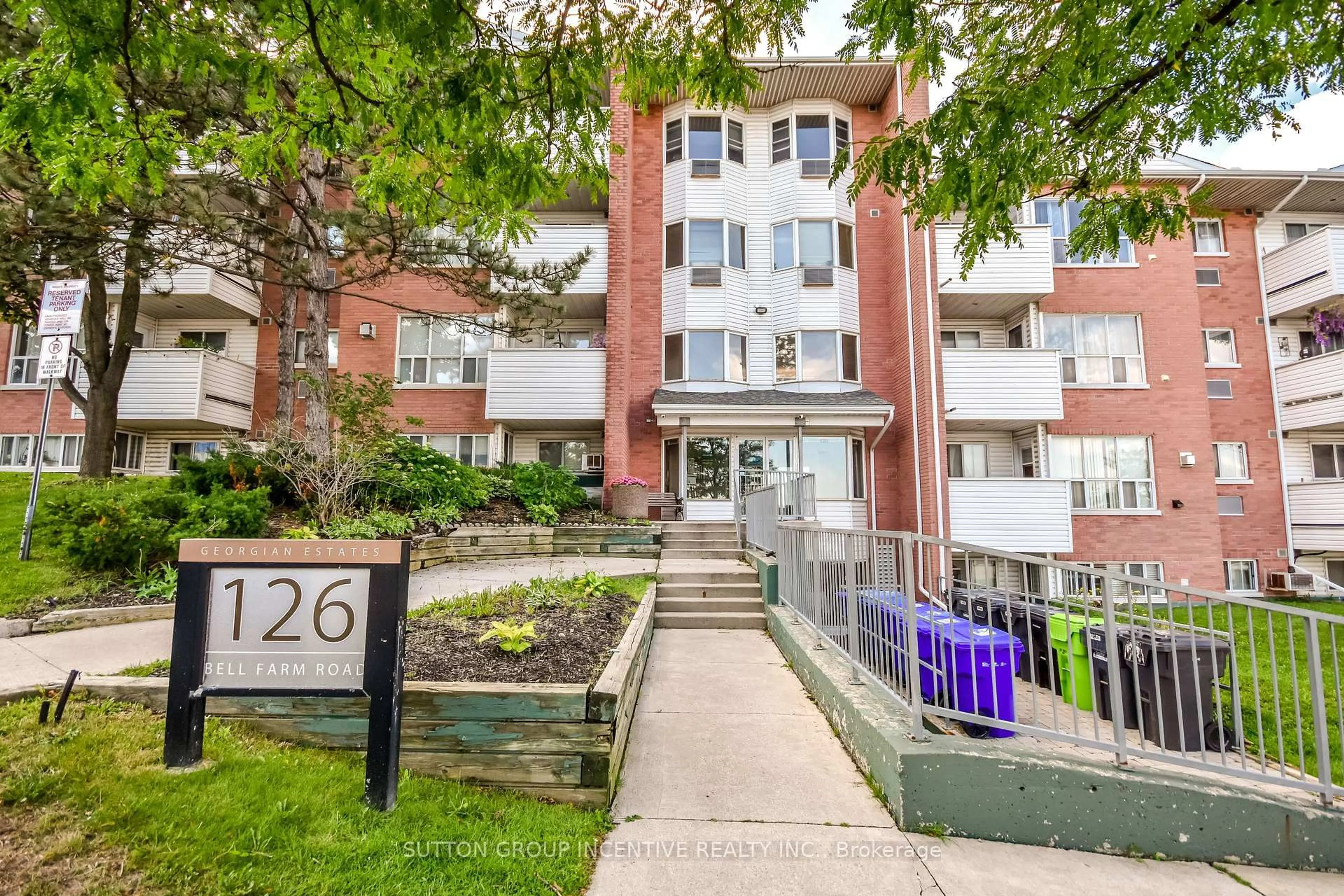 Unknown for 126 Bell Farm Rd #B05, Barrie Ontario L4M 6J3