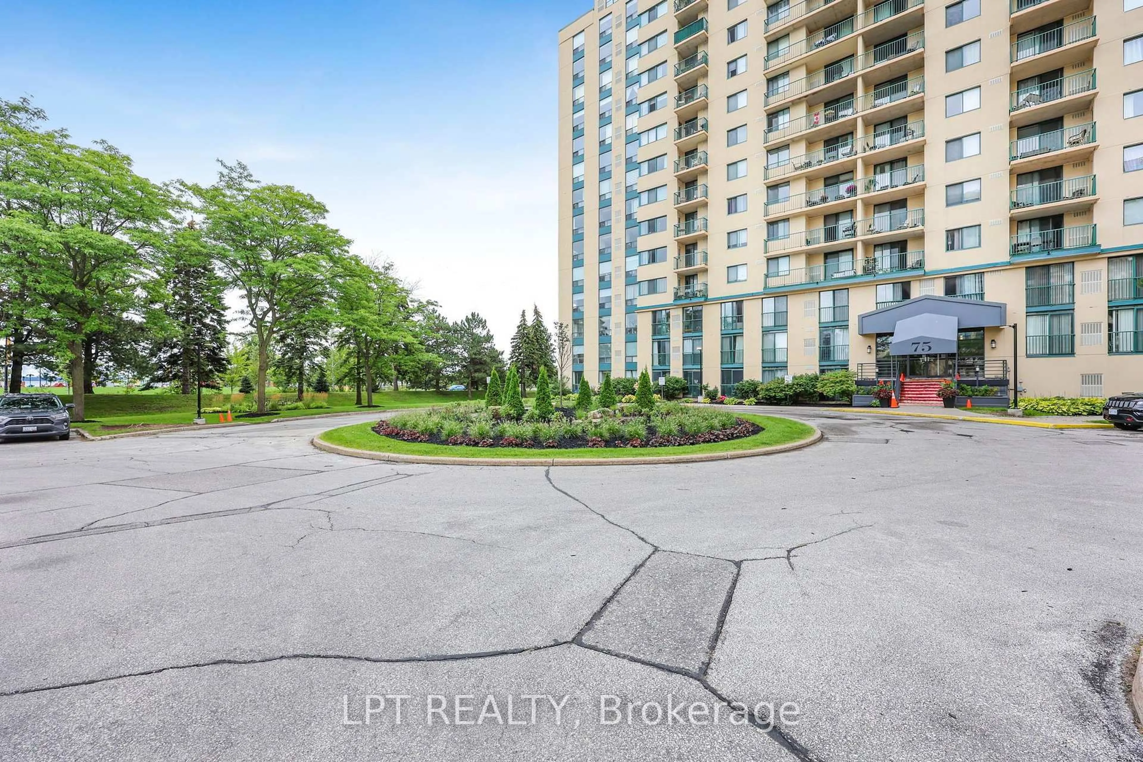 Unknown for 75 Ellen St #1111, Barrie Ontario L4N 7R6