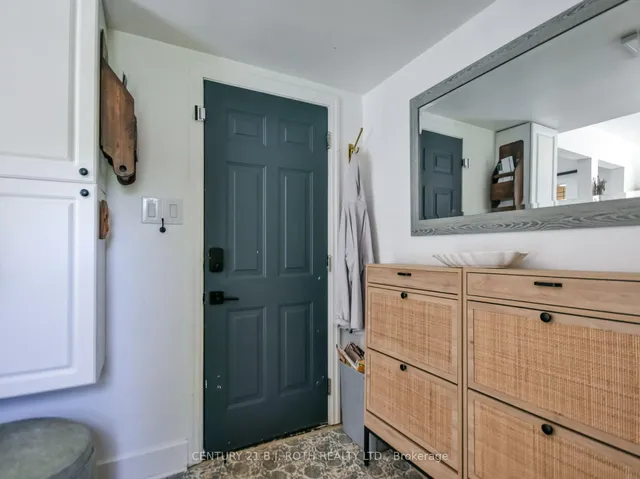 203 Southview Rd, Barrie 3