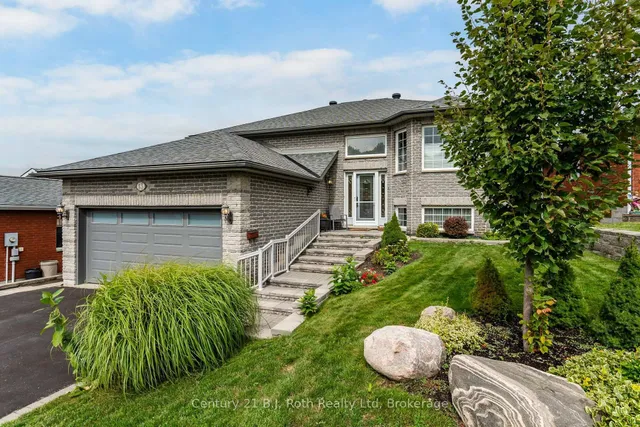 13 Charles St, Penetanguishene 2