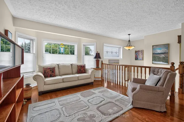13 Charles St, Penetanguishene 5