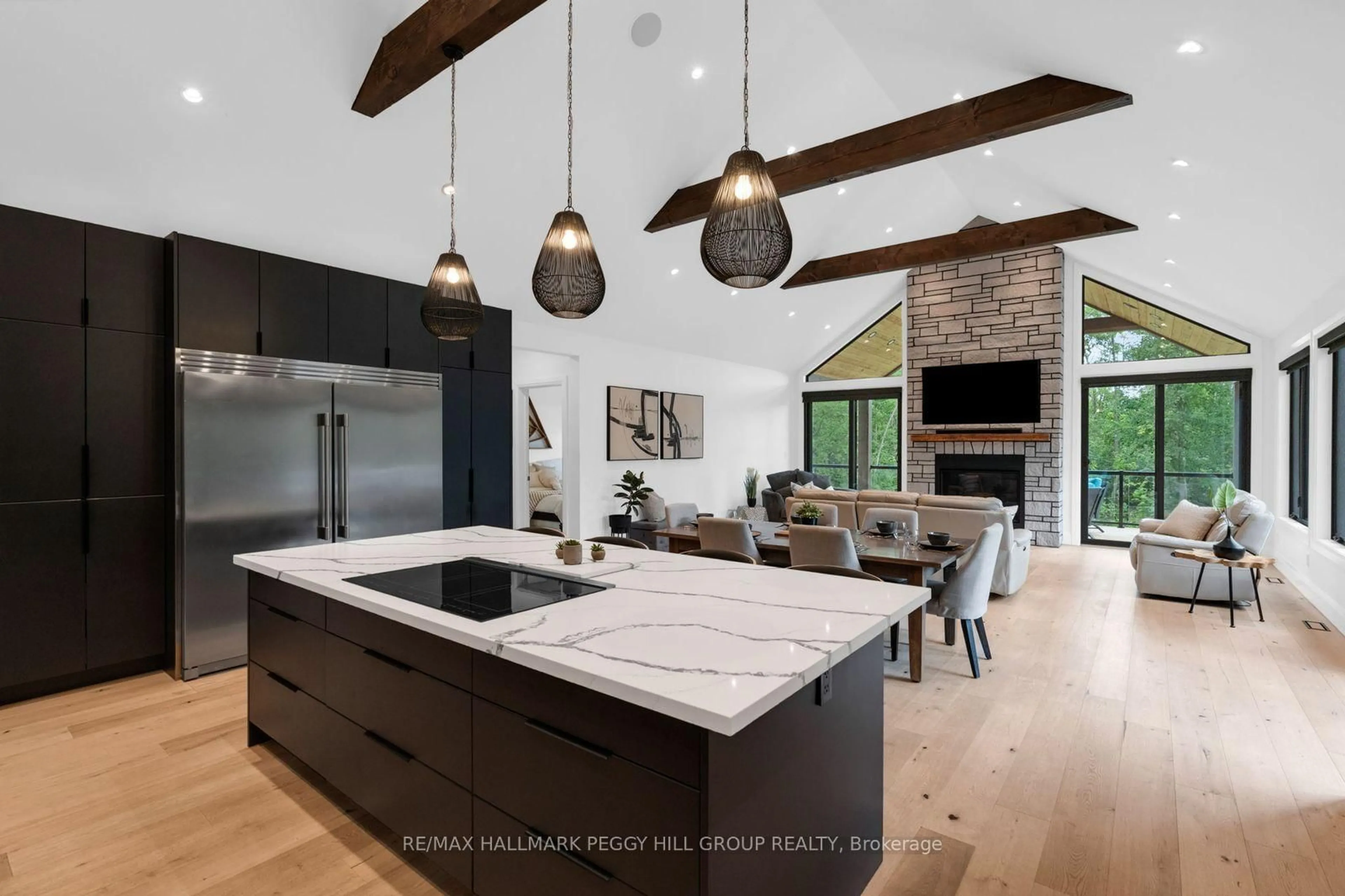 Open concept kitchen, unknown for 39 Marilyn Ave, Wasaga Beach Ontario L9Z 2Y1