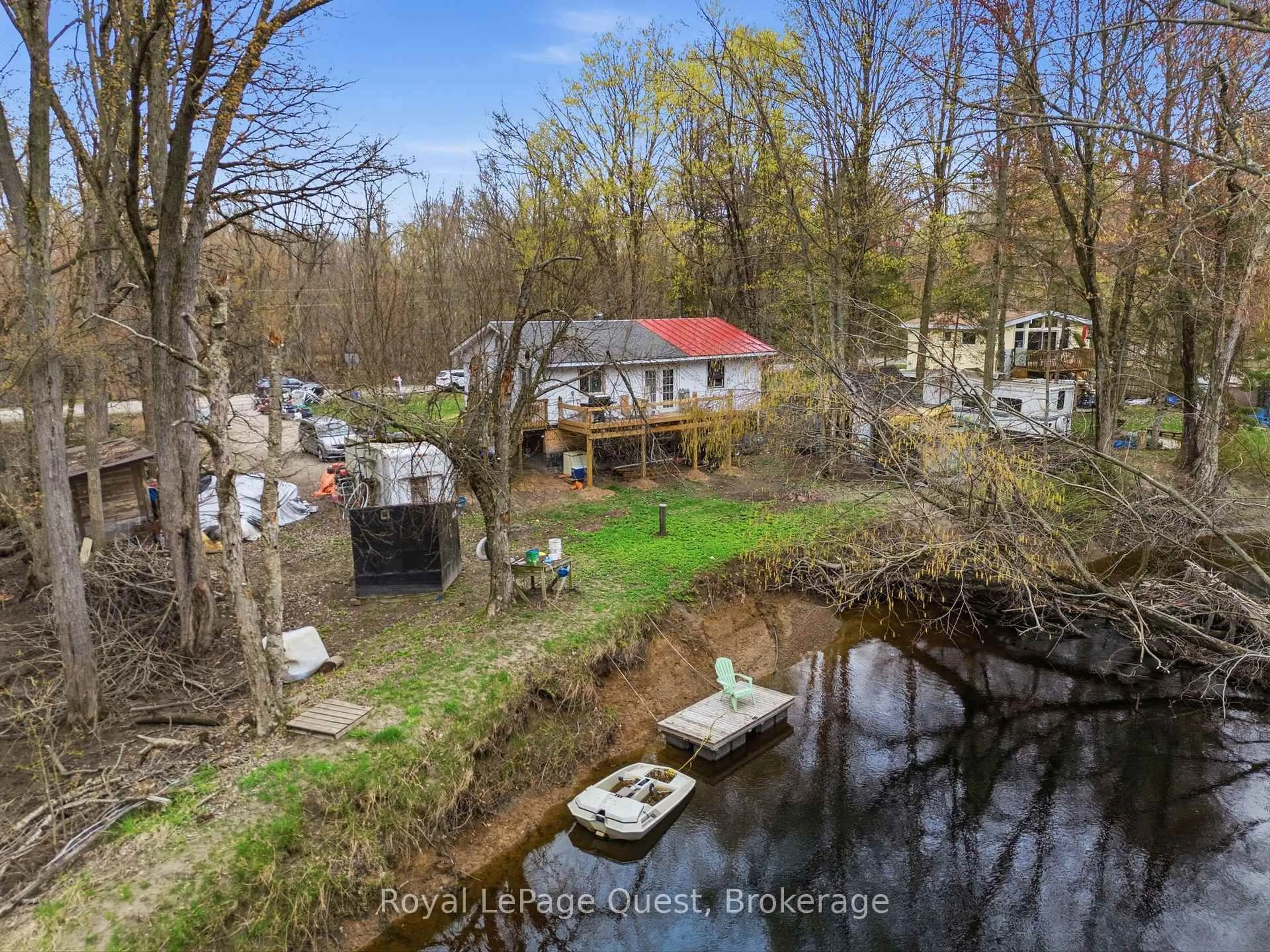 A pic from outside/outdoor area/front of a property/back of a property/a pic from drone, water/lake/river/ocean view for 7476 Ash Cres, Ramara Ontario L0K 2B0