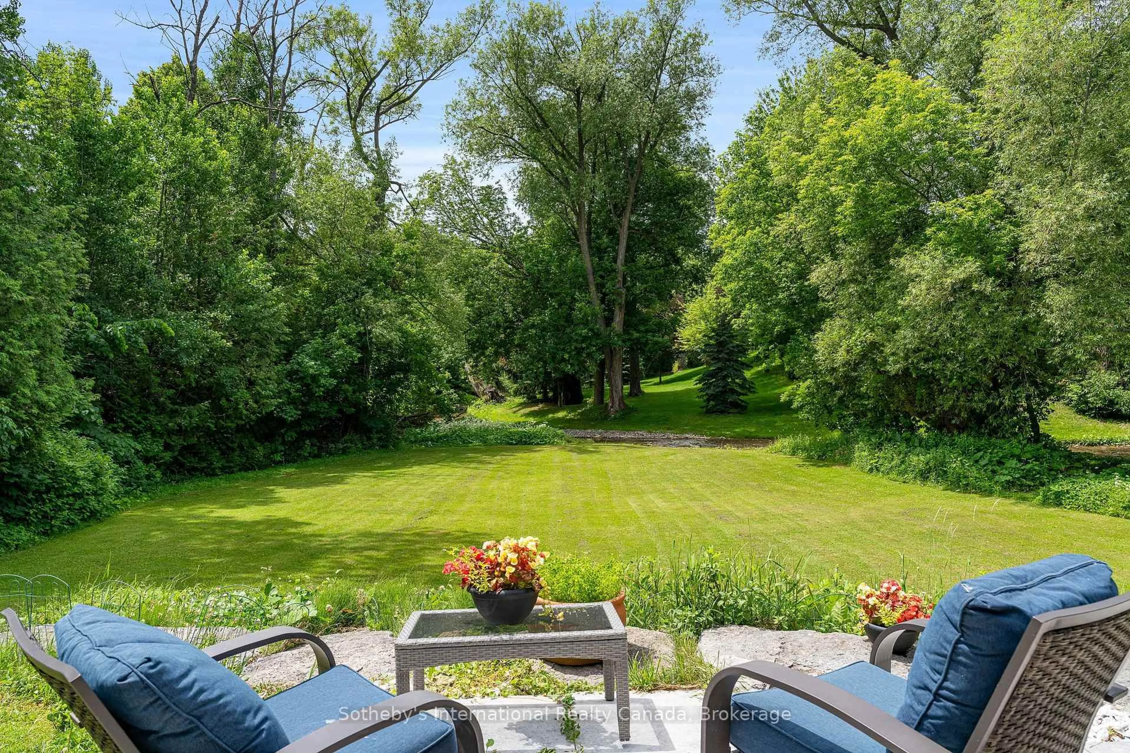 Patio, water/lake/river/ocean view for 640 Mountain Rd, Collingwood Ontario L9Y 5G3