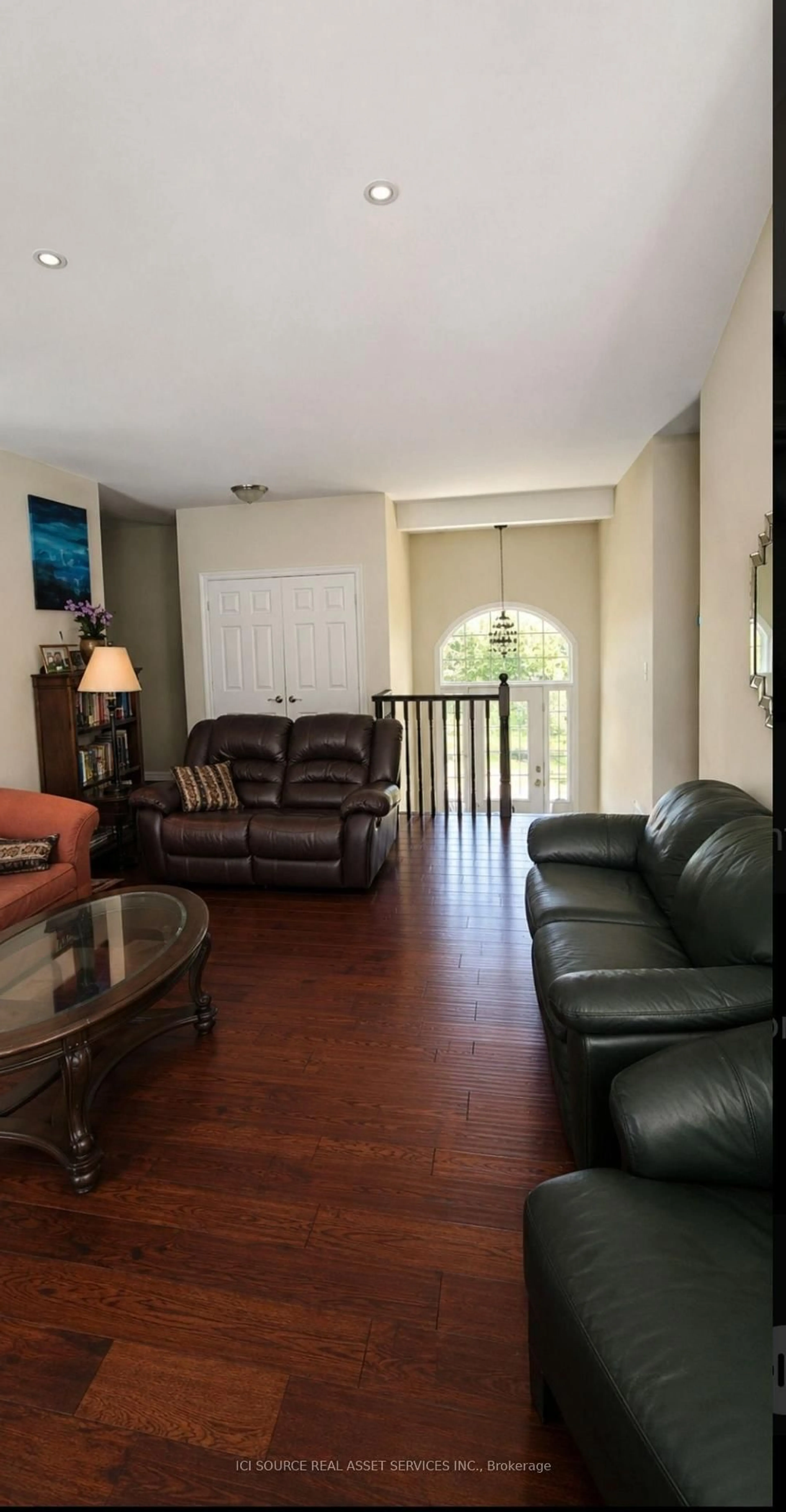 Living room with furniture, unknown for 1361 Rimkey Cres, Severn Ontario L3V 0E9