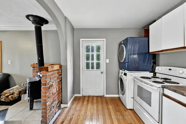 9031 Beachwood Rd, Wasaga Beach 5