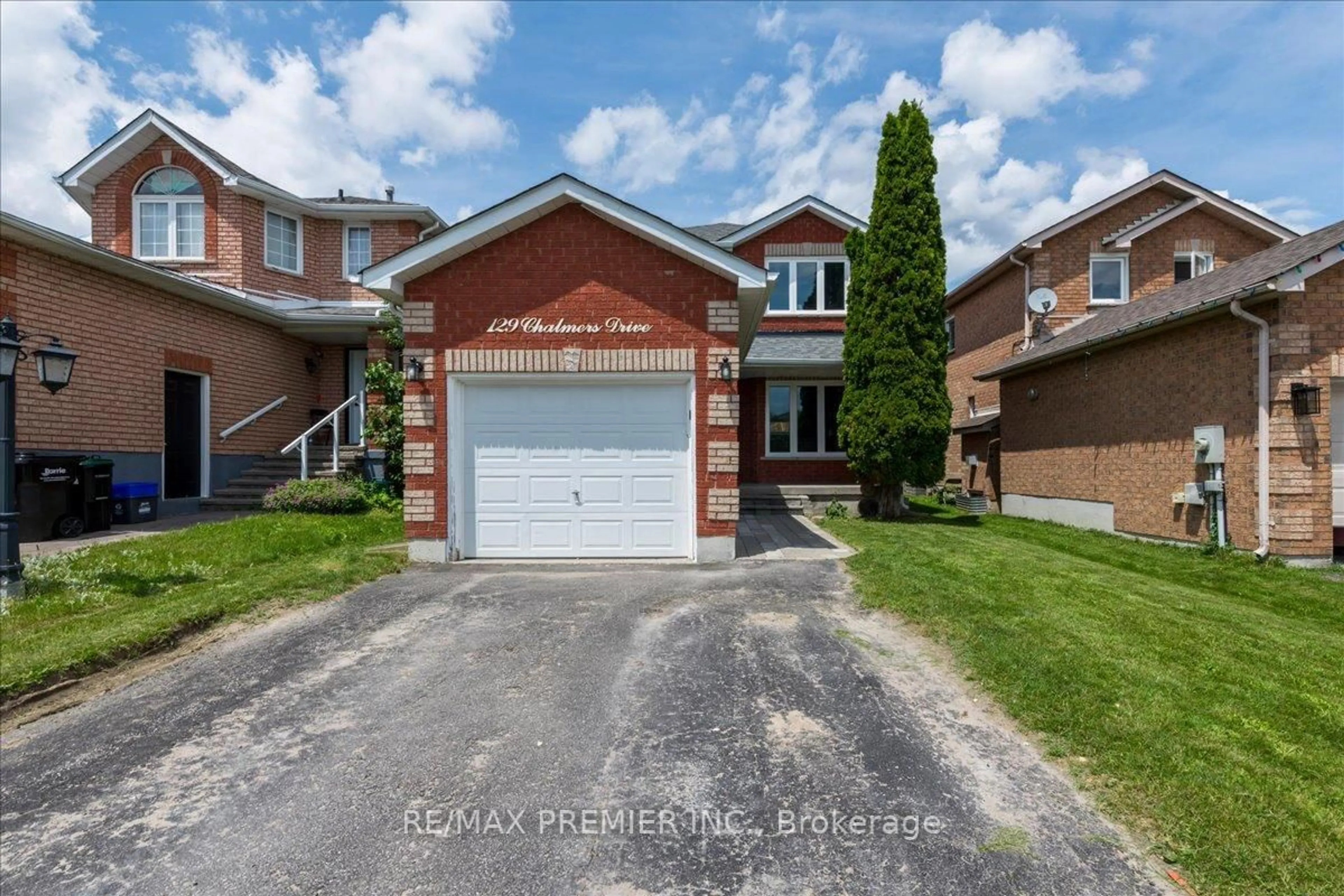 Home with brick exterior material, street for 129 Chalmers Dr, Barrie Ontario L4N 8W4