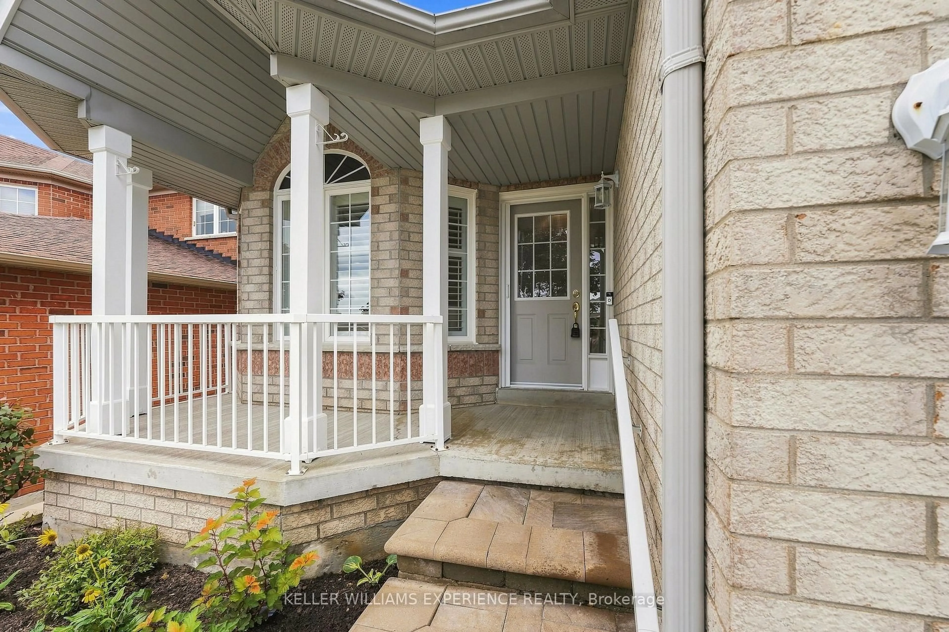Unknown for 7 Stanley St, Barrie Ontario L4M 6V2