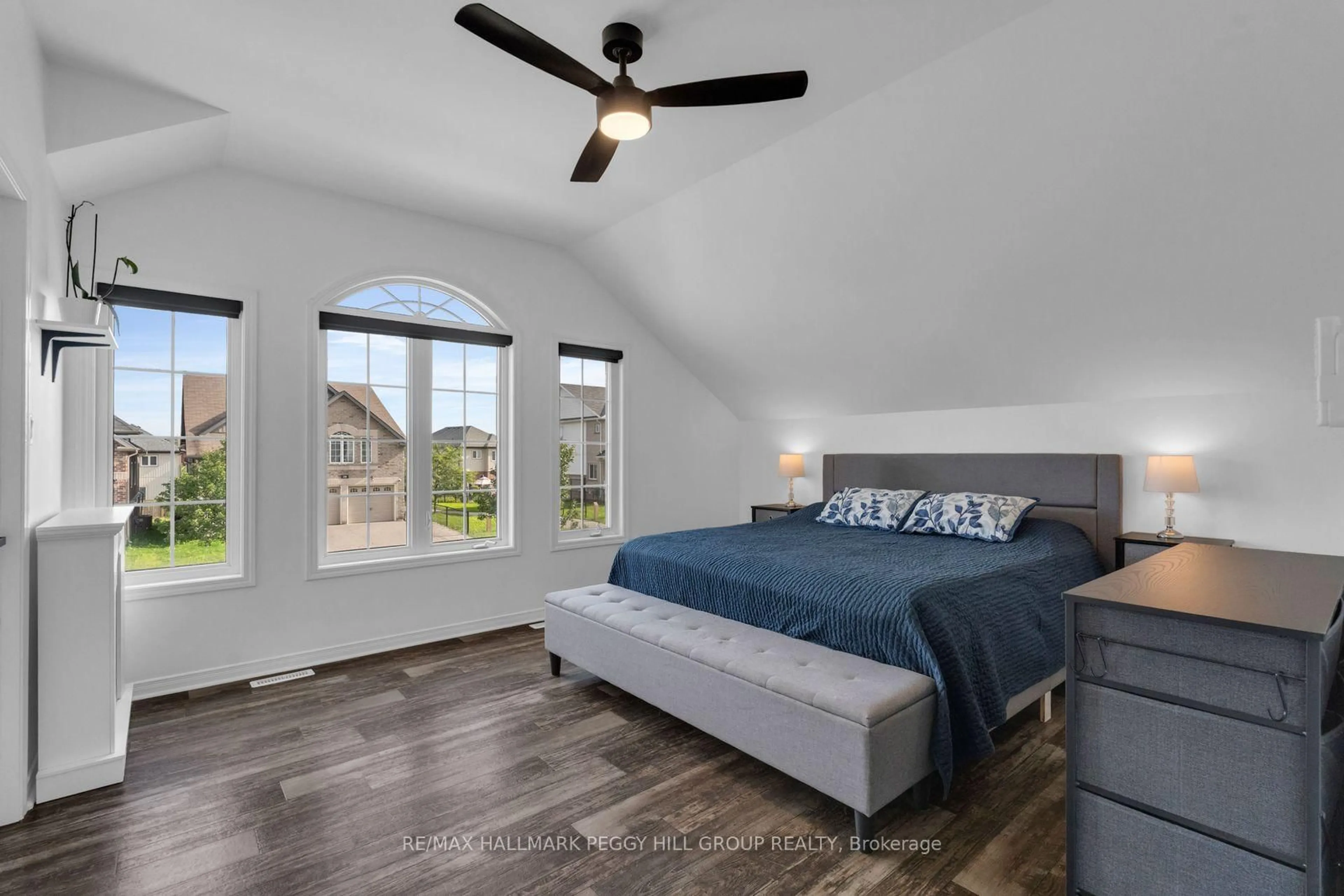 Bedroom with bed, unknown for 247 Diana Dr, Orillia Ontario L3V 8J8
