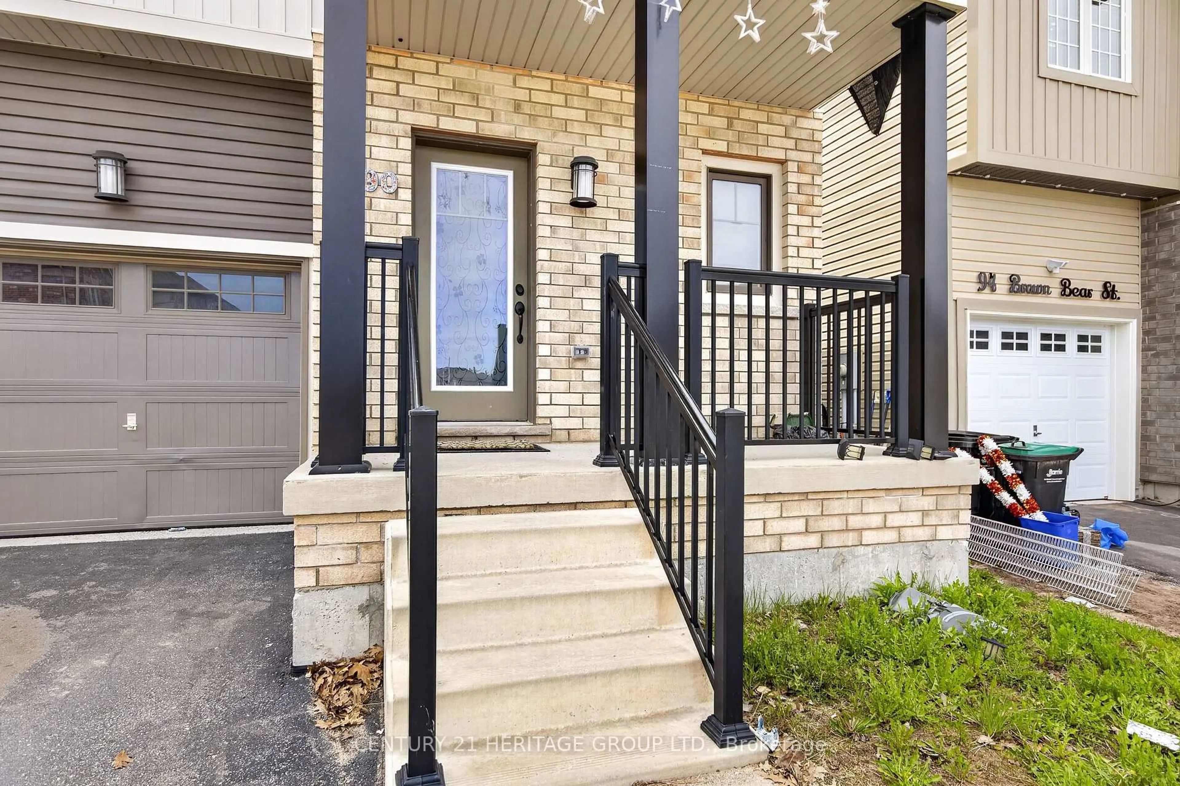 Unknown for 90 Brown Bear St, Barrie Ontario L4H 2S5