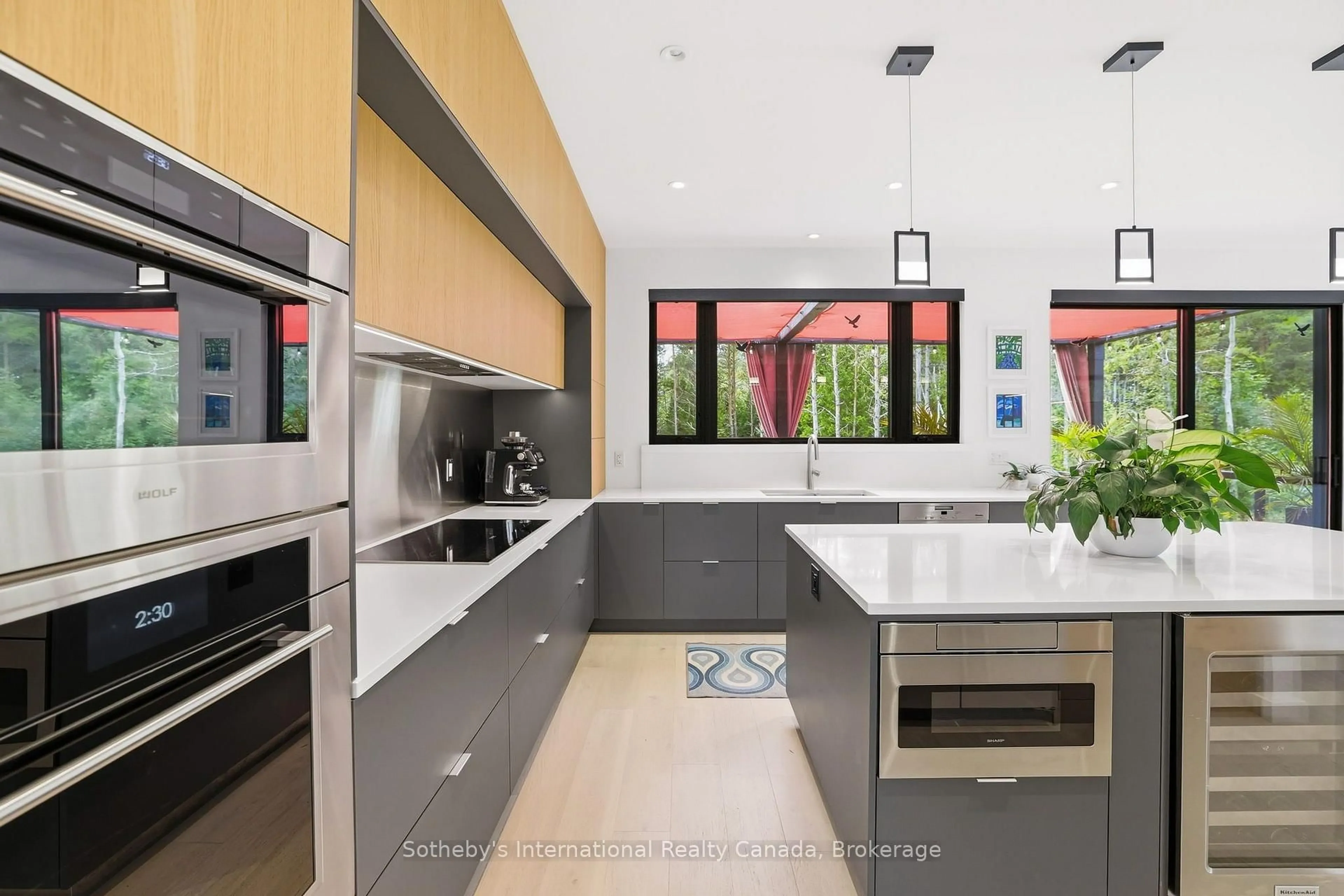 Contemporary kitchen, ceramic/tile floor for 2514 Nottawasaga Concession 6, Clearview Ontario L9Y 3Z1