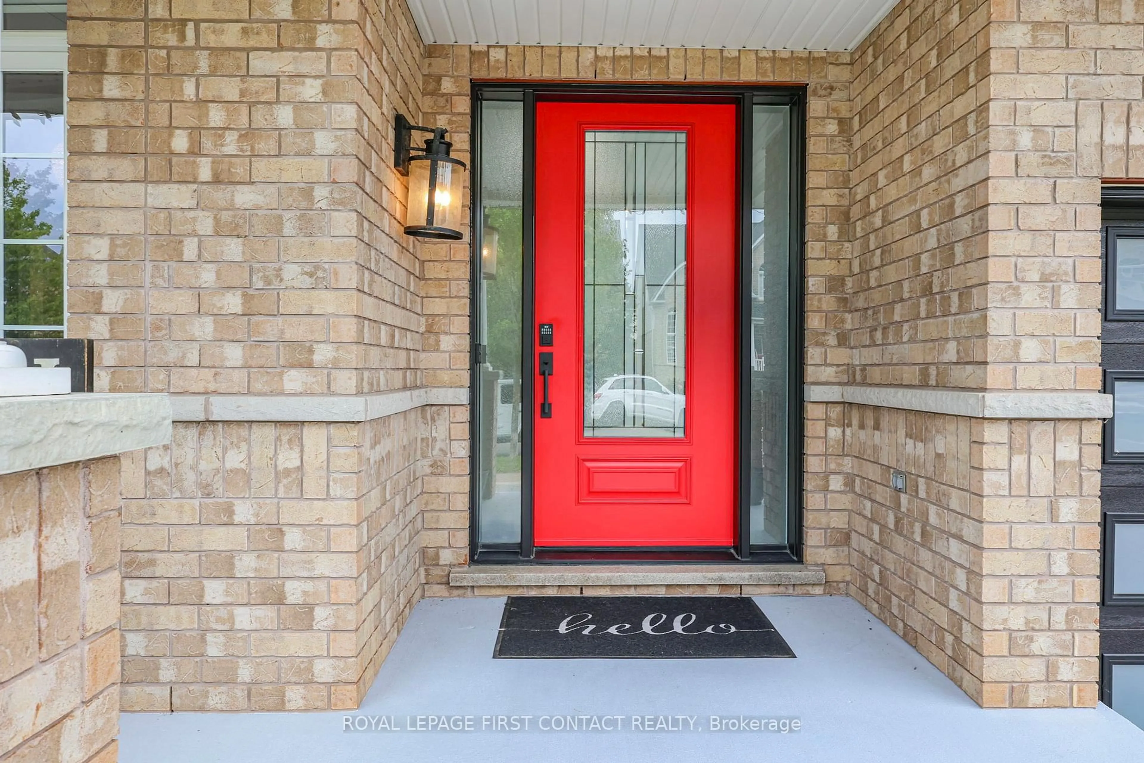 Indoor entryway for 36 Regalia Way, Barrie Ontario L4M 7H8