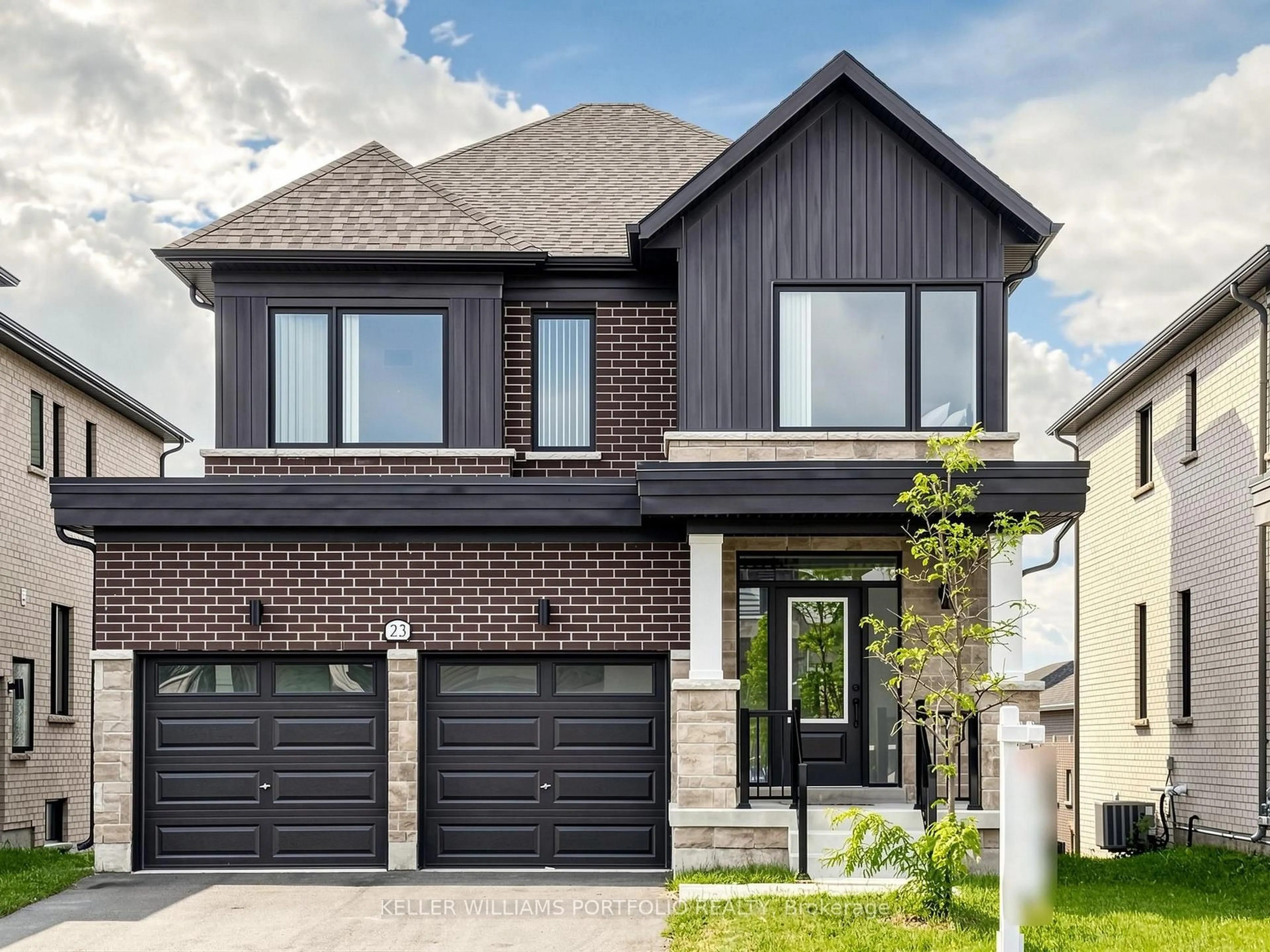 Home with brick exterior material, street for 23 Rosanne Circ, Wasaga Beach Ontario L9Z 0N4
