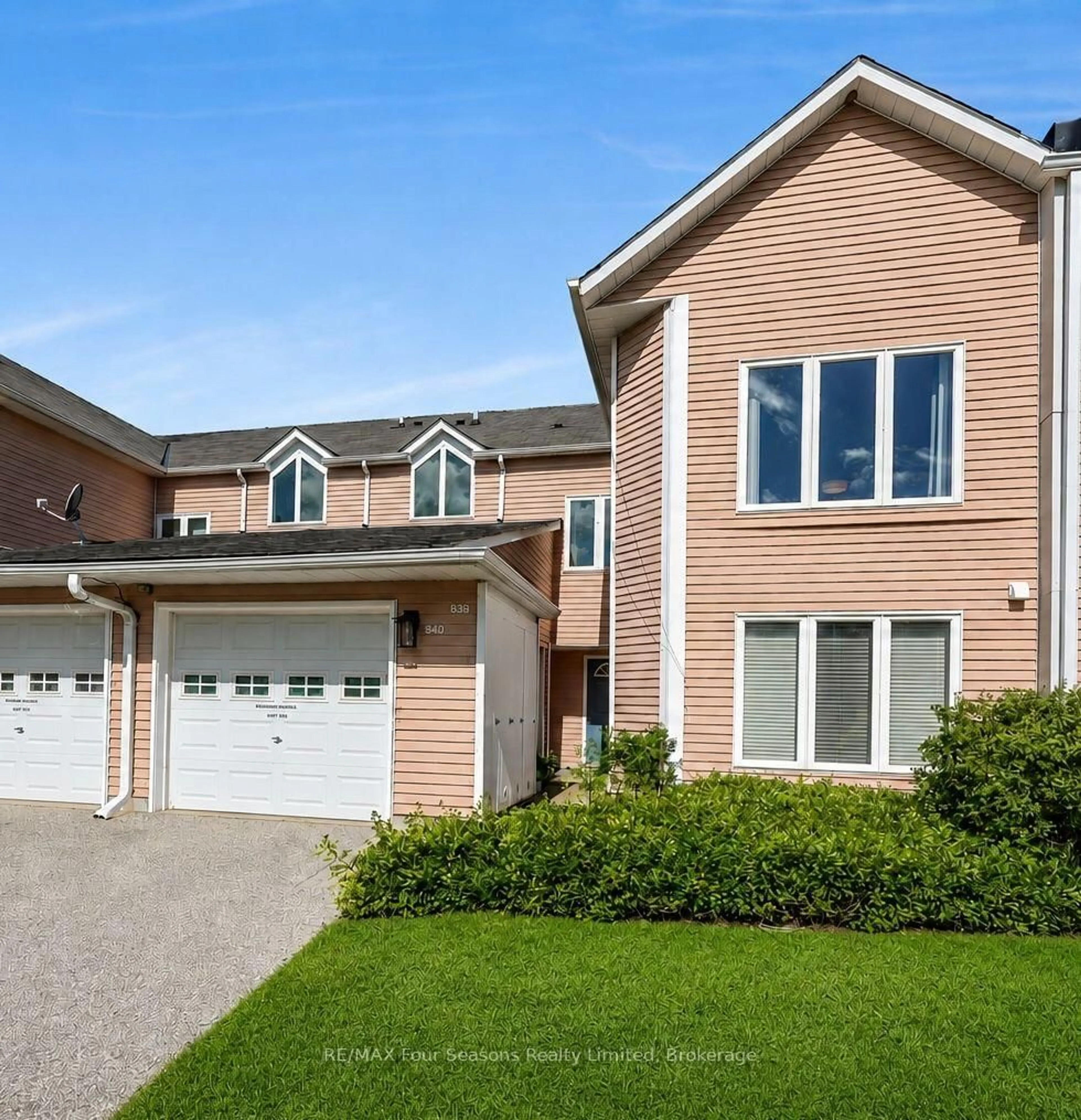 Home with brick exterior material, street for 34 Dawson Dr #839, Collingwood Ontario L9Y 5B4