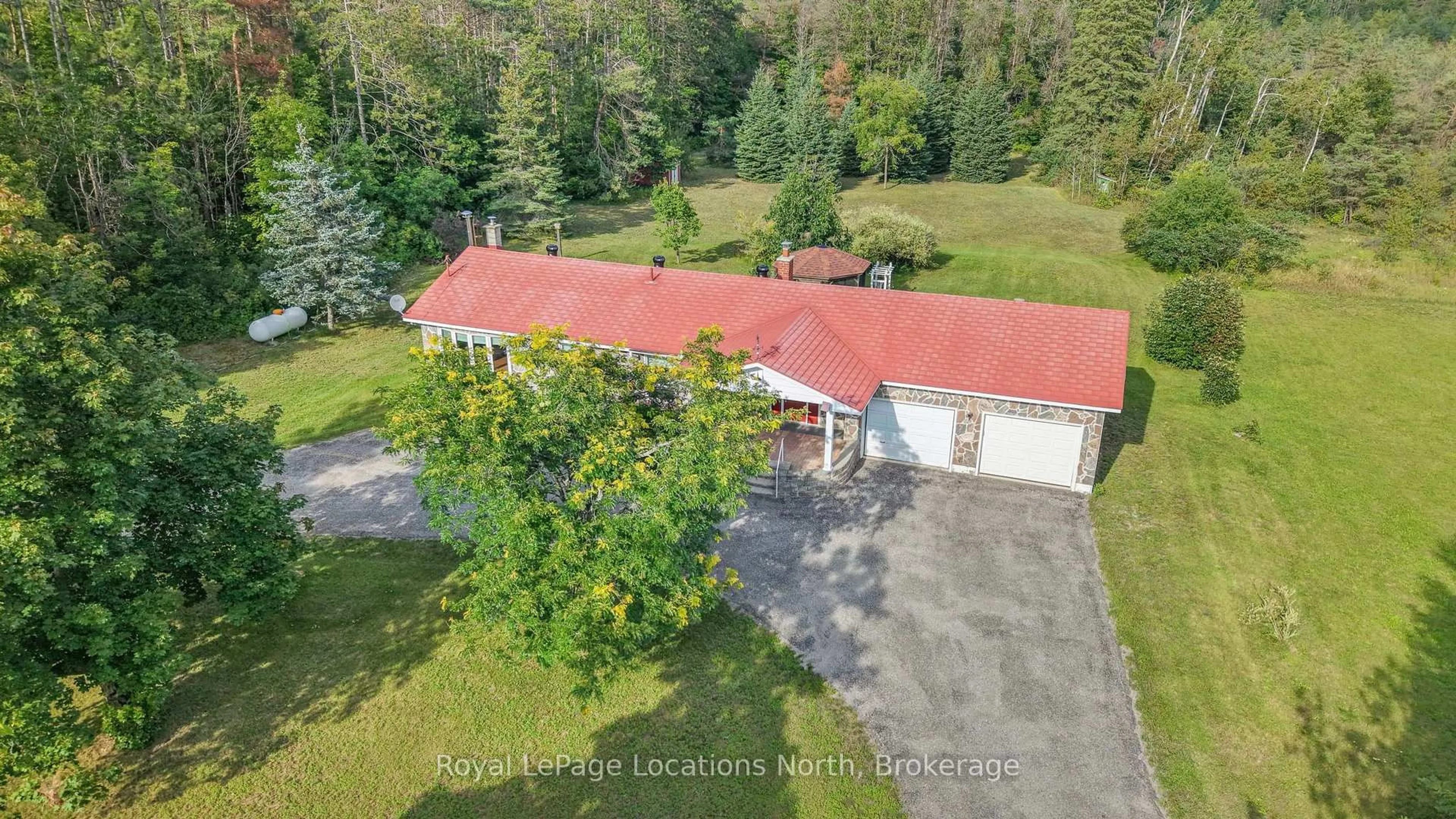 A pic from outside/outdoor area/front of a property/back of a property/a pic from drone, unknown for 263 Line 14 N Line, Oro-Medonte Ontario L3V 8J3