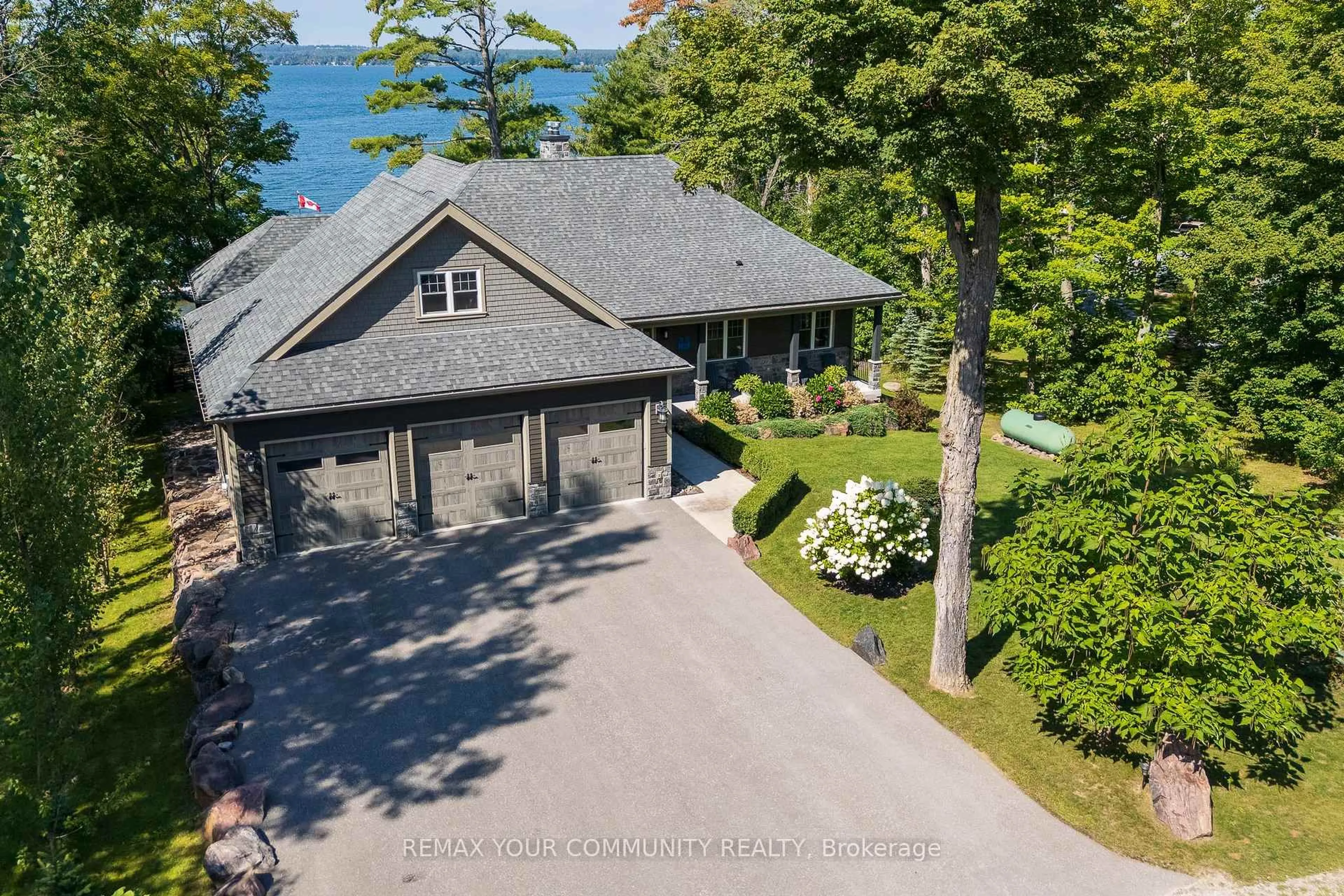 A pic from outside/outdoor area/front of a property/back of a property/a pic from drone, water/lake/river/ocean view for 7314 Summerland Rd, Ramara Ontario L0K 2B0
