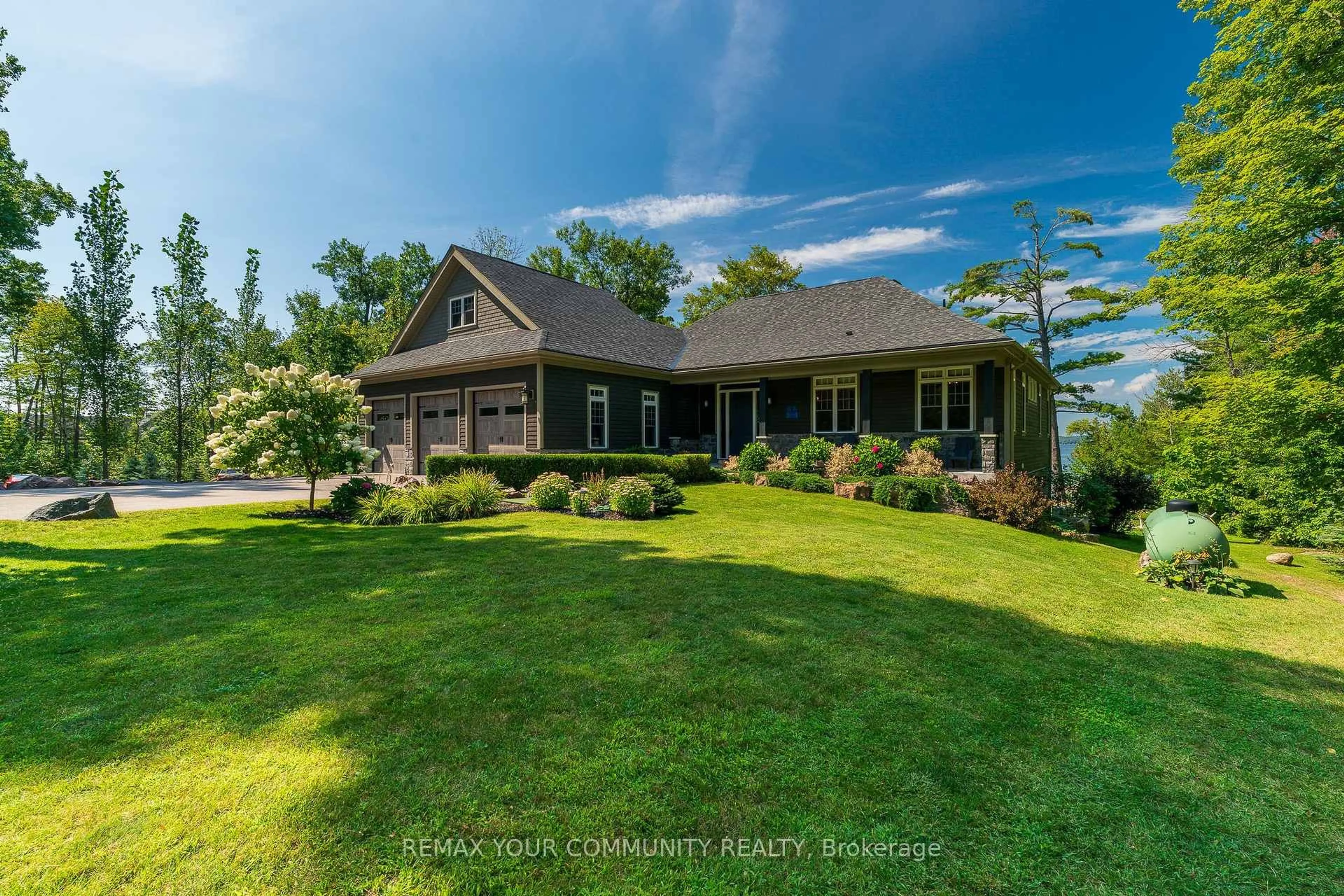 A pic from outside/outdoor area/front of a property/back of a property/a pic from drone, water/lake/river/ocean view for 7314 Summerland Rd, Ramara Ontario L0K 2B0