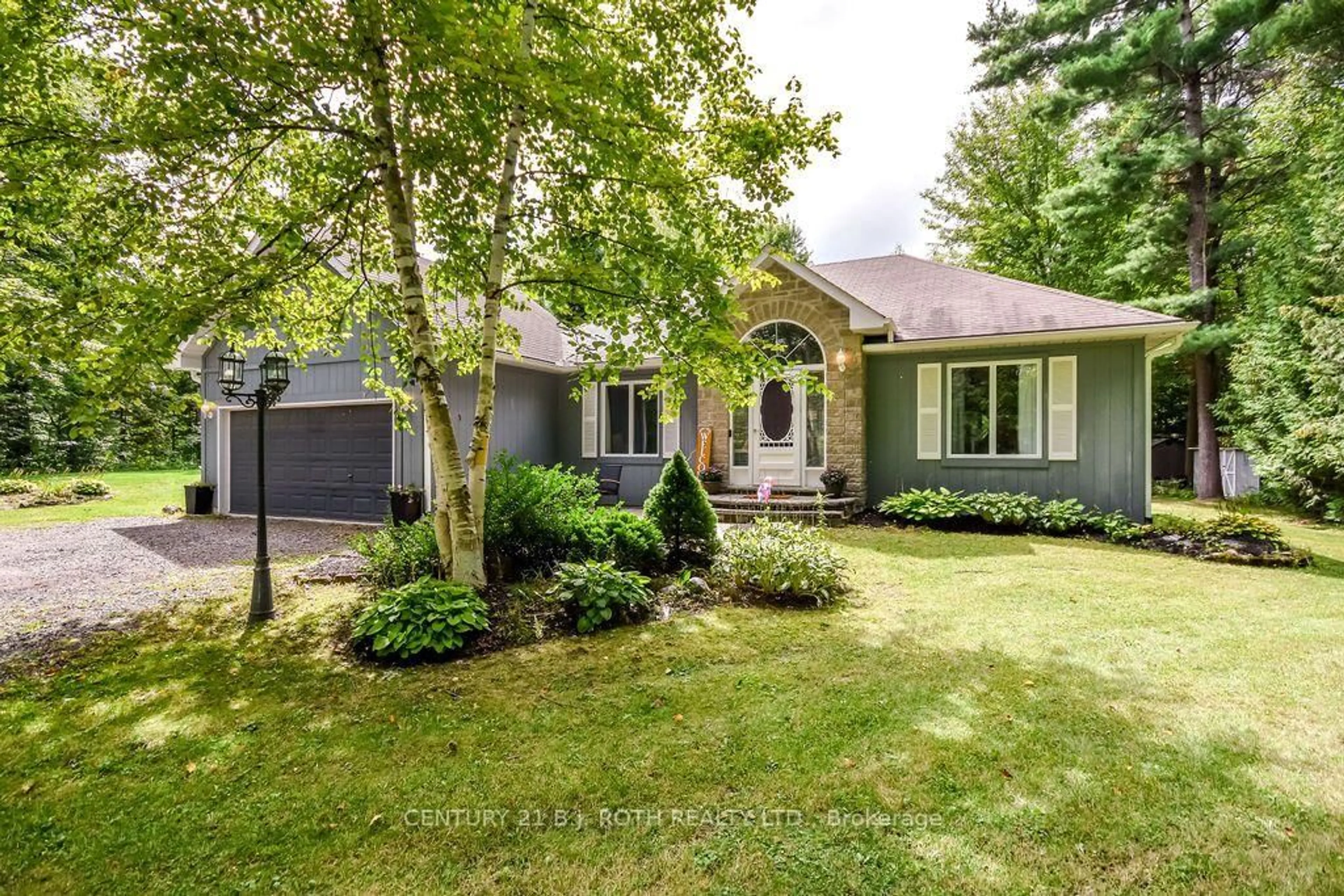 Home with brick exterior material, street for 2604 The Birches Rd, Severn Ontario L0K 2B0