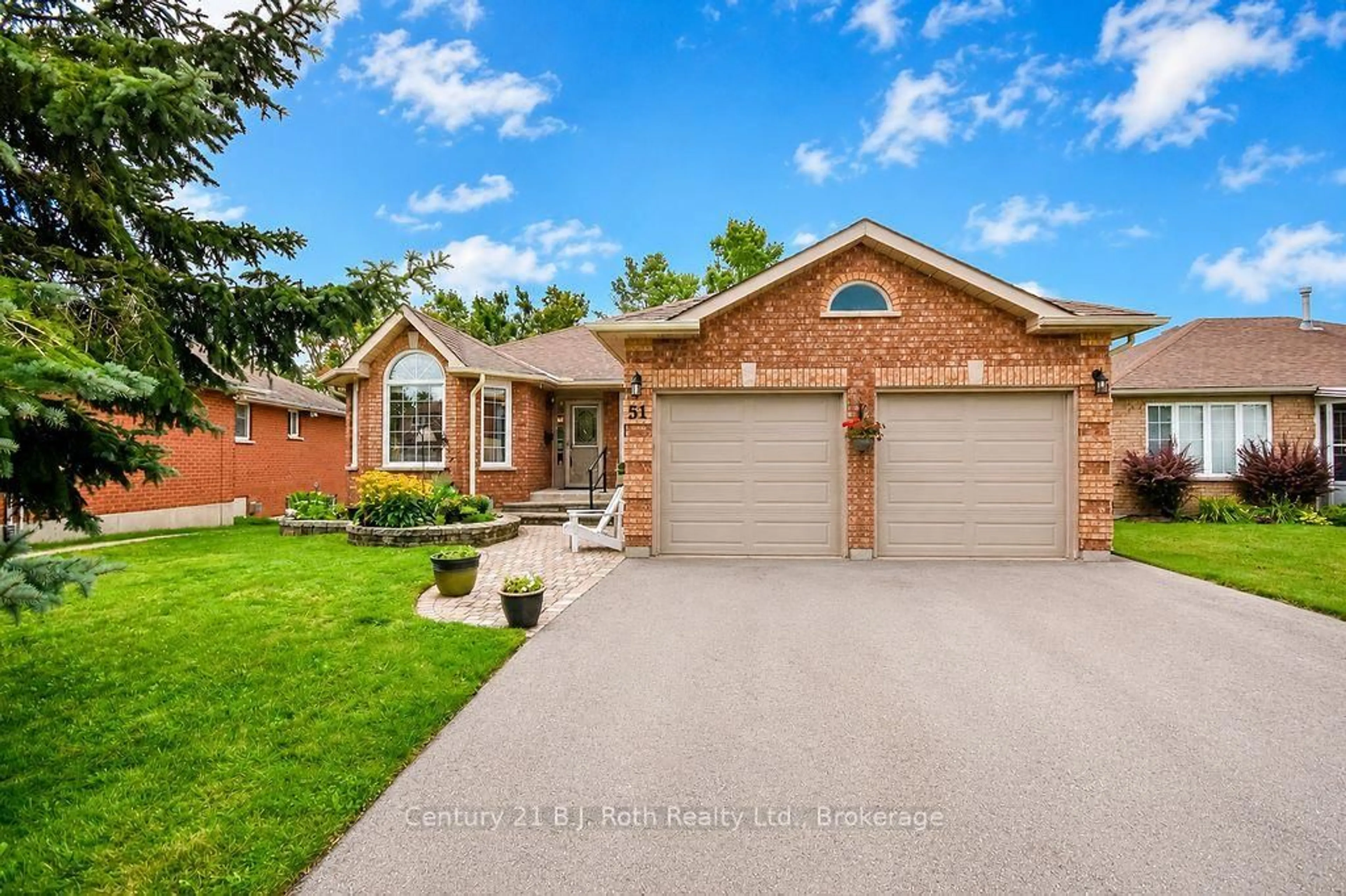 Home with brick exterior material, street for 51 Johnson St, Orillia Ontario L3V 7R9