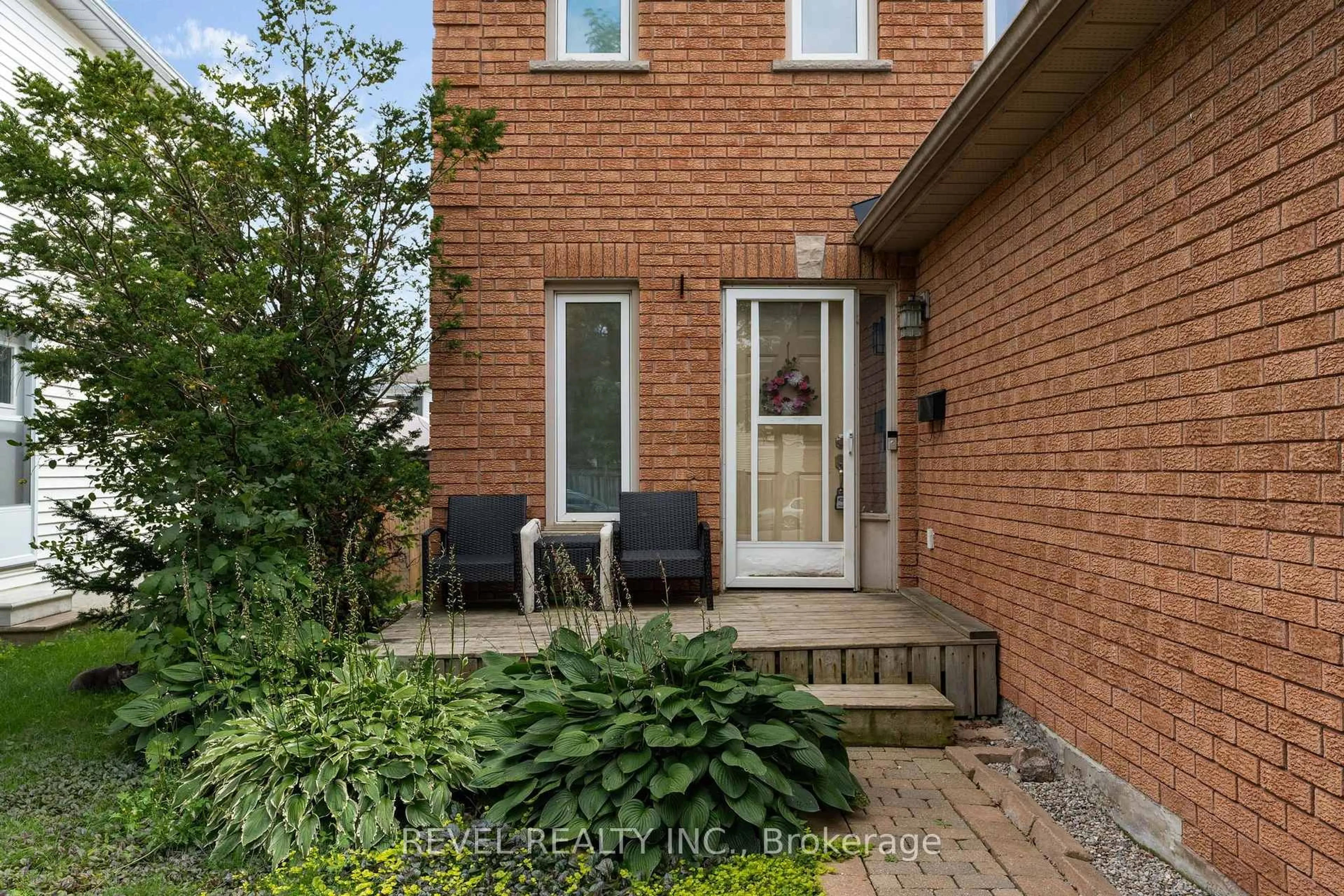 Home with brick exterior material, street for 7 Penton Dr, Barrie Ontario L4N 7A3