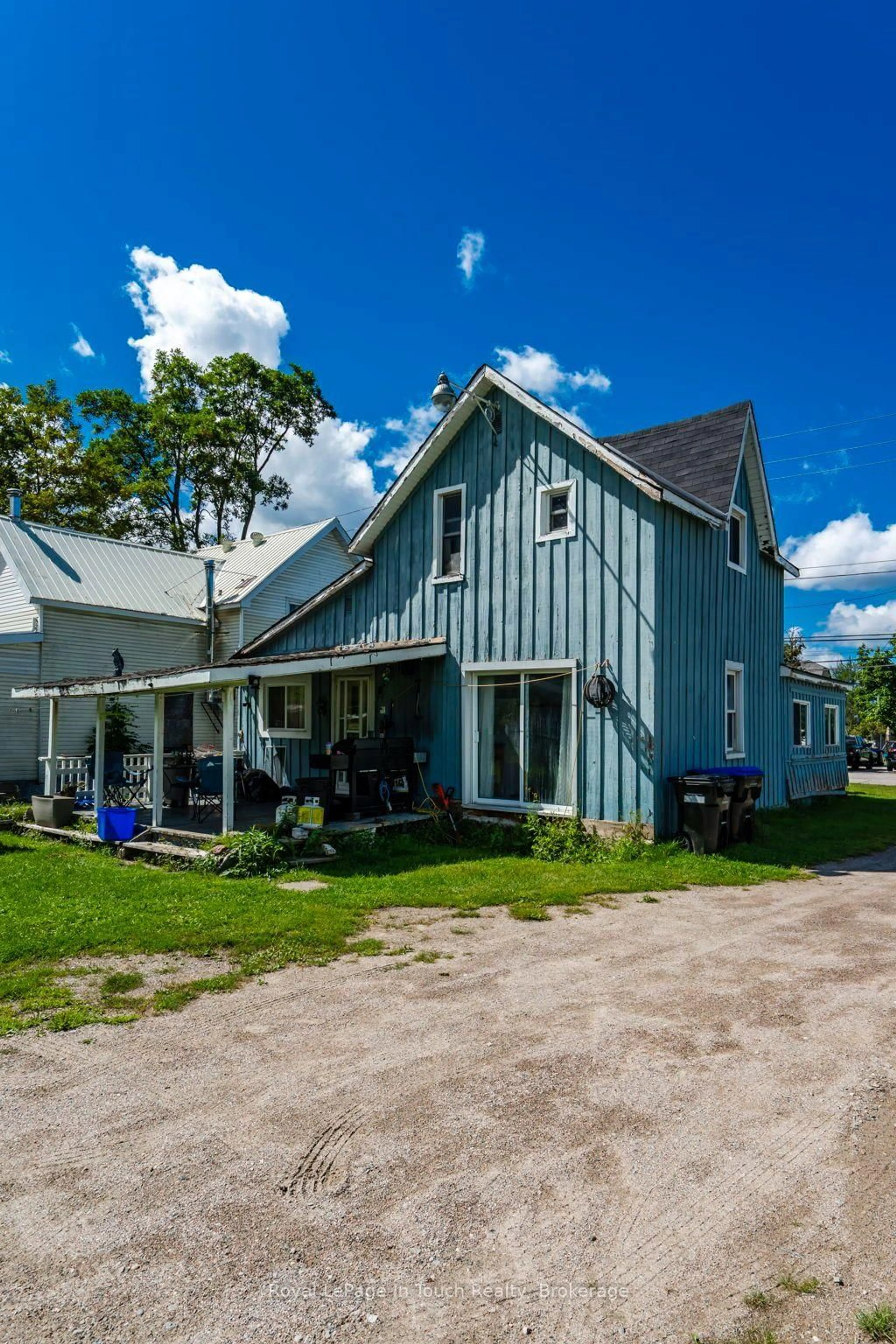 Unknown for 465 William St, Tay Ontario L0K 2A0