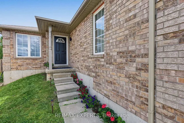 17 Michelle Dr, Barrie 3
