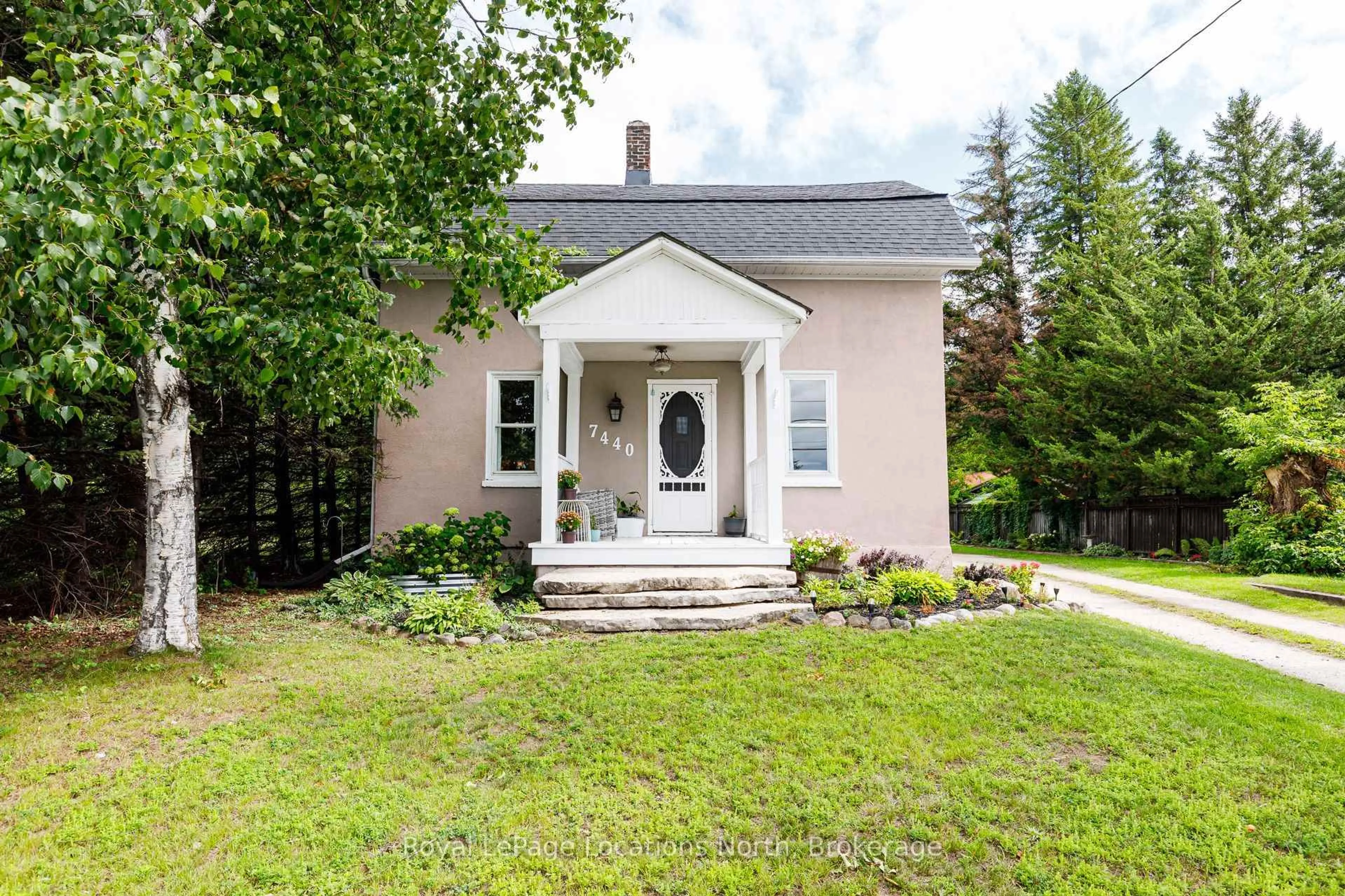Home with vinyl exterior material, street for 7440 Highway # 26, Clearview Ontario L0M 1S0