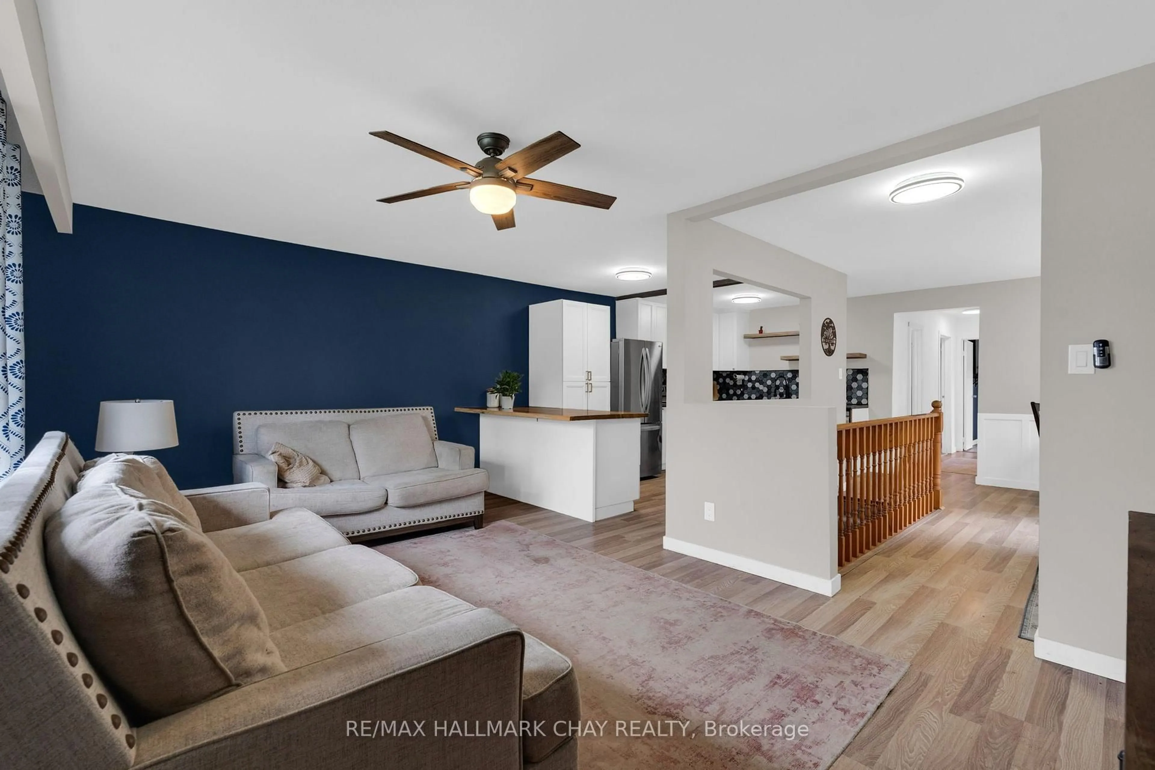 Unknown for 109 Daphne Cres, Barrie Ontario L4M 2Y7